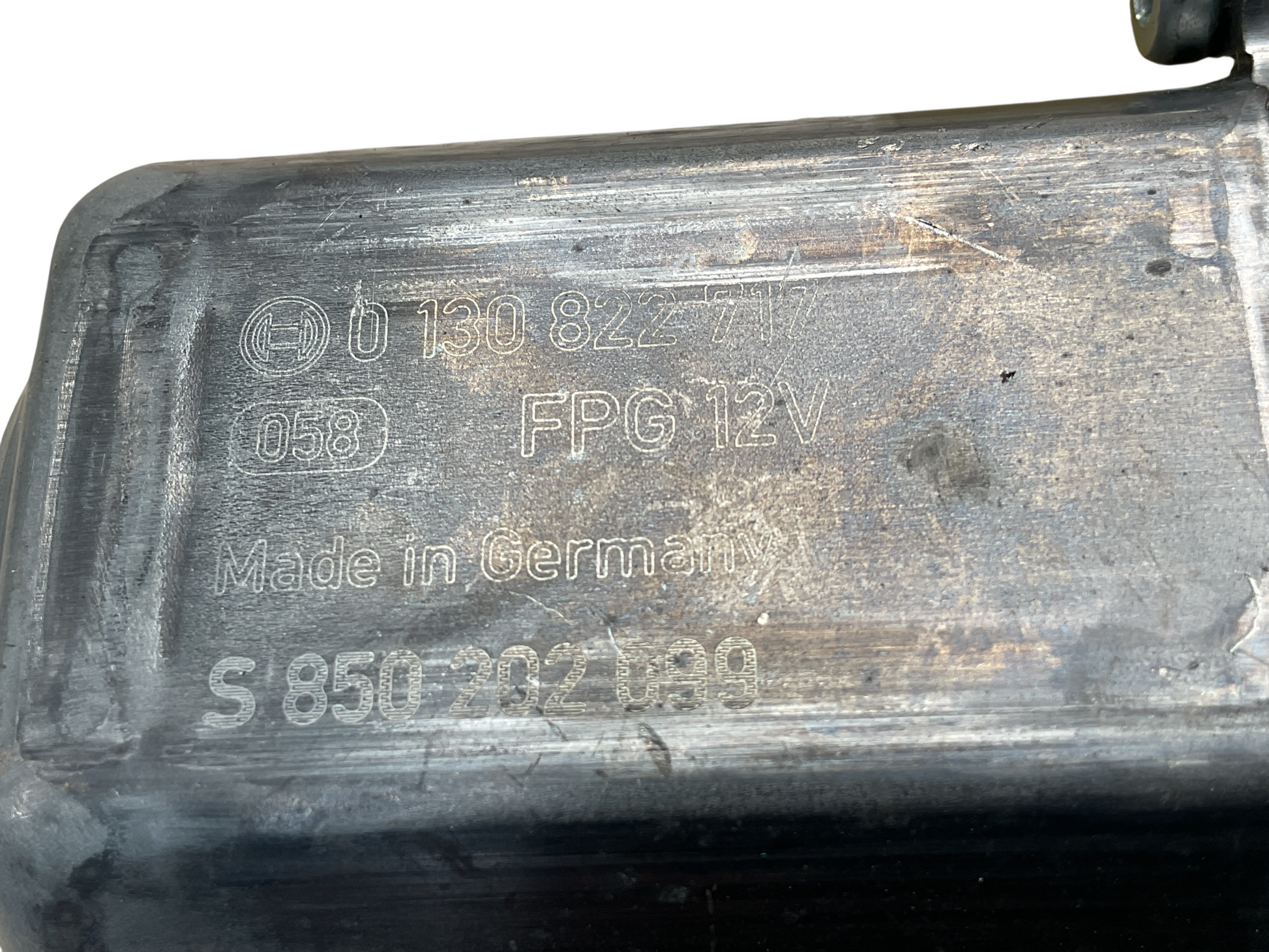Motor Elevalunas del izq VW 0130822717