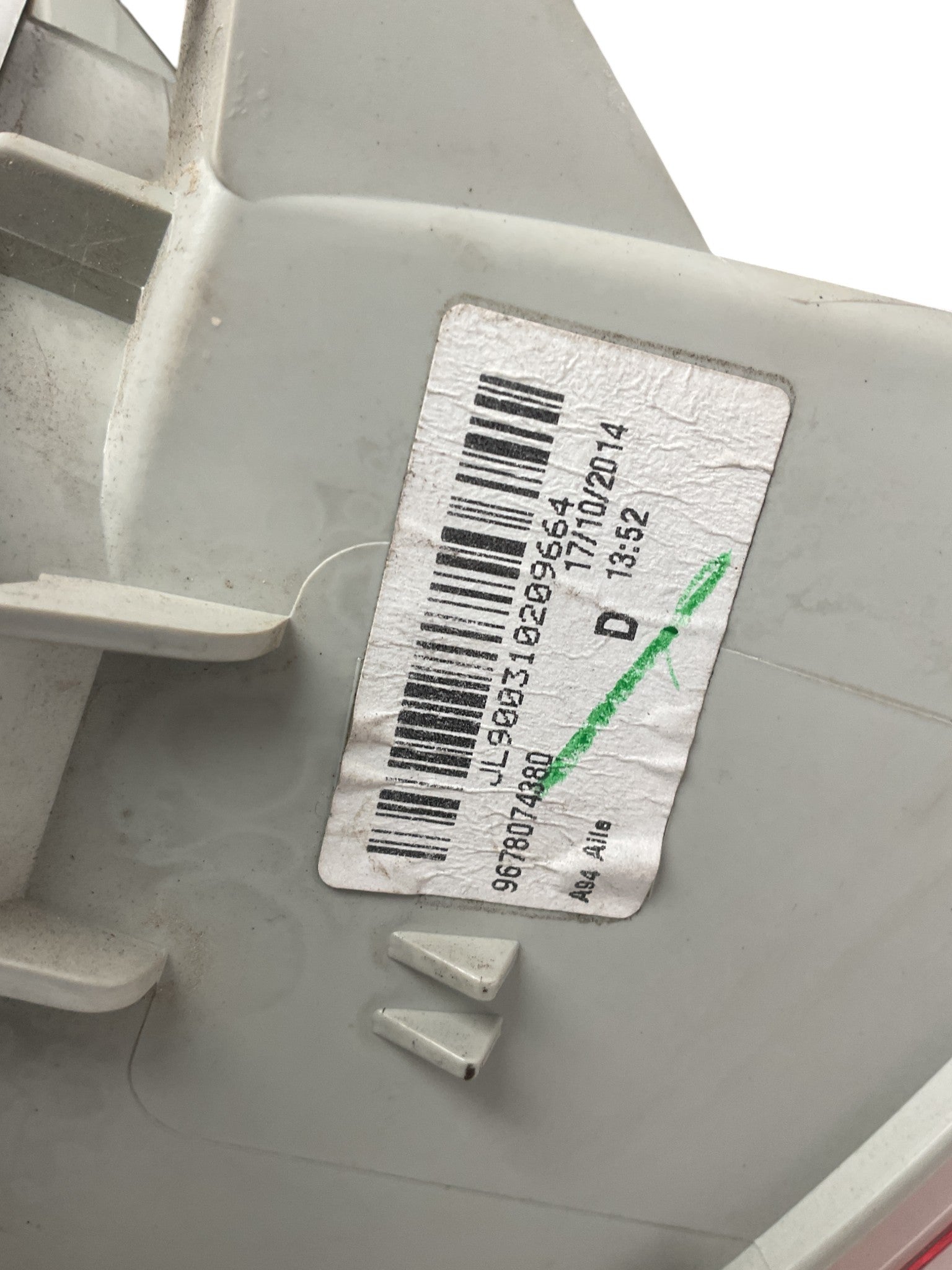 Piloto tra dcho peugeot 2008 A94 13-16