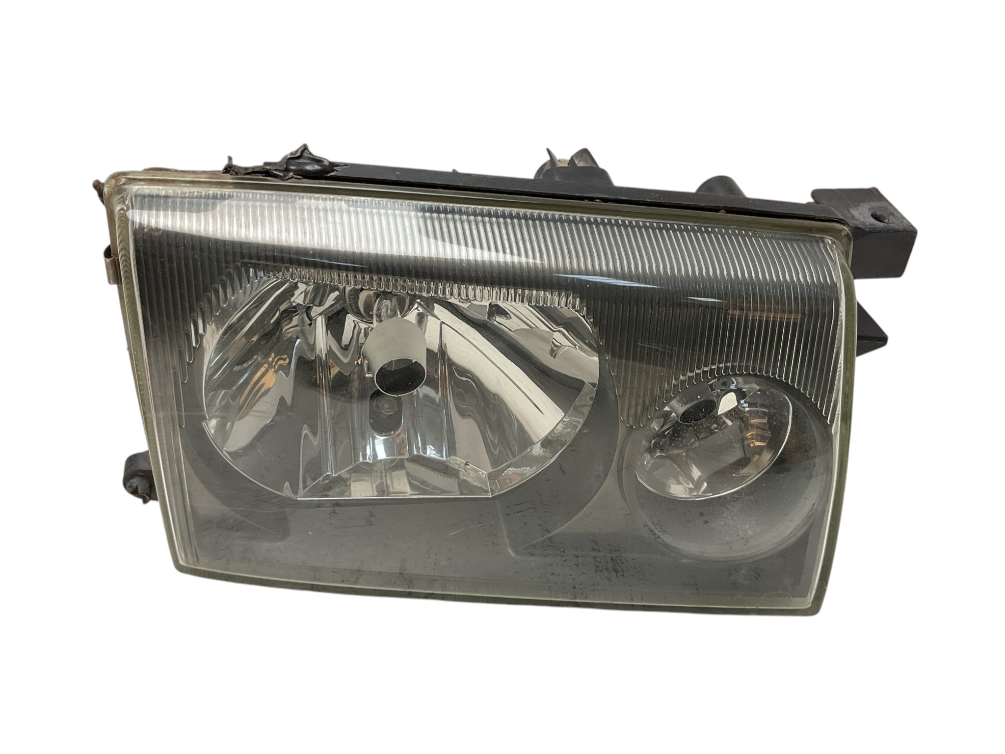 Faro del dcho para Nissan Terrano II R20 99-07