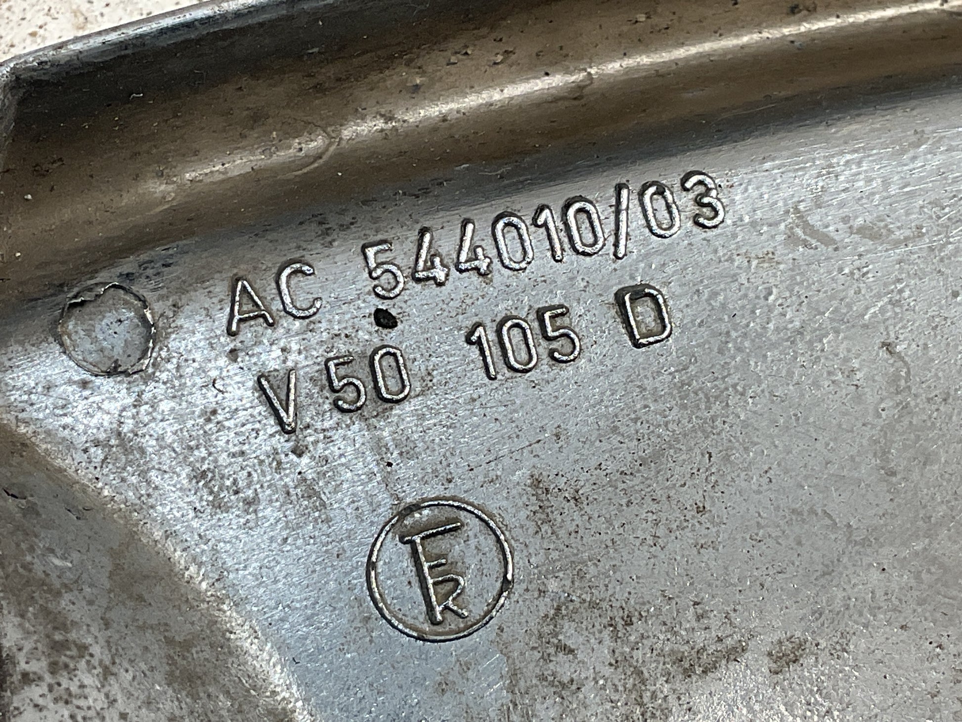 Cubierta Faro del dcho Seat 1500 67-72