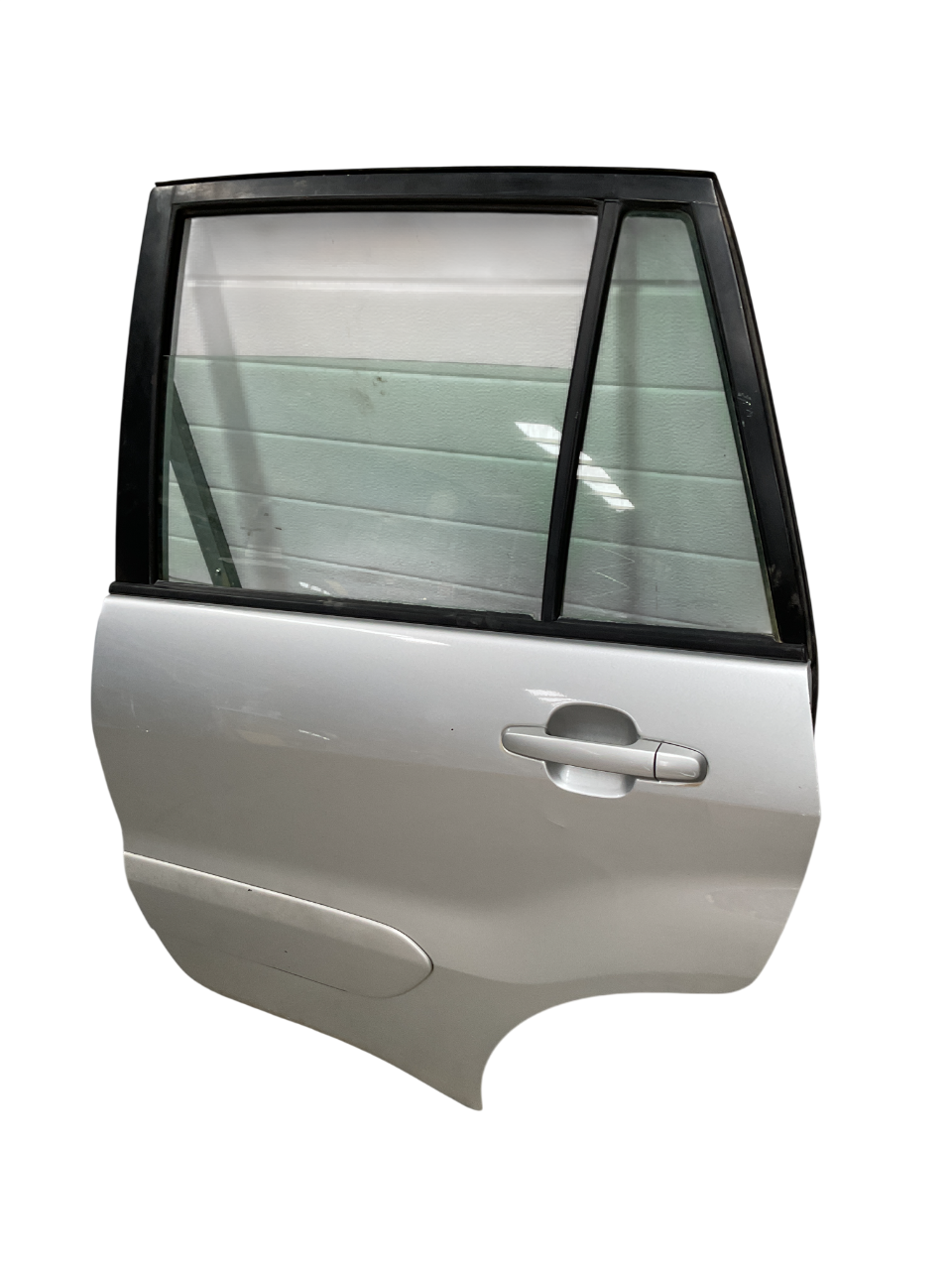 Puerta tra izq Toyota Rav4 2000-2006