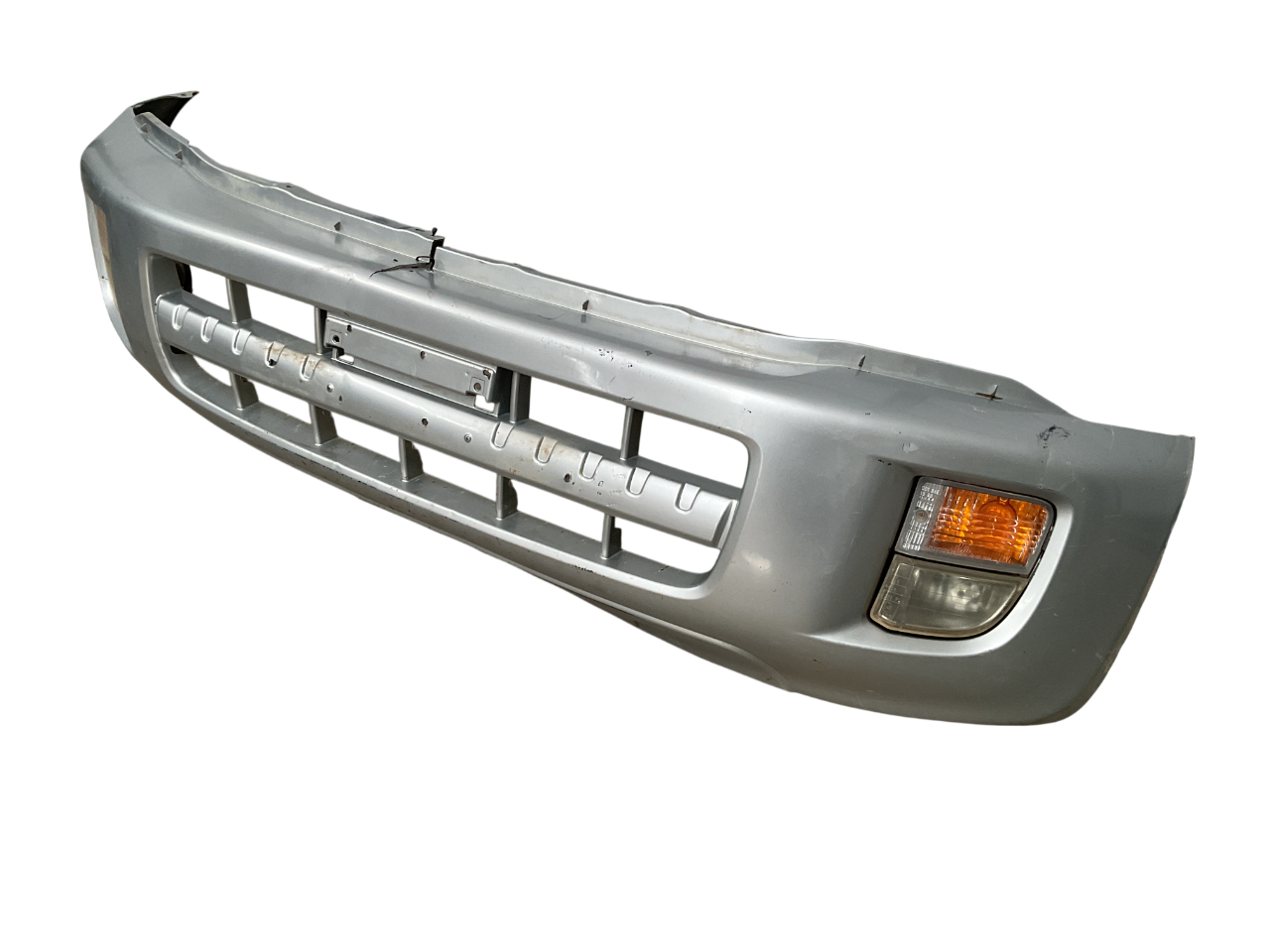 Paragolpes delantero Toyota Rav4 2000-2006