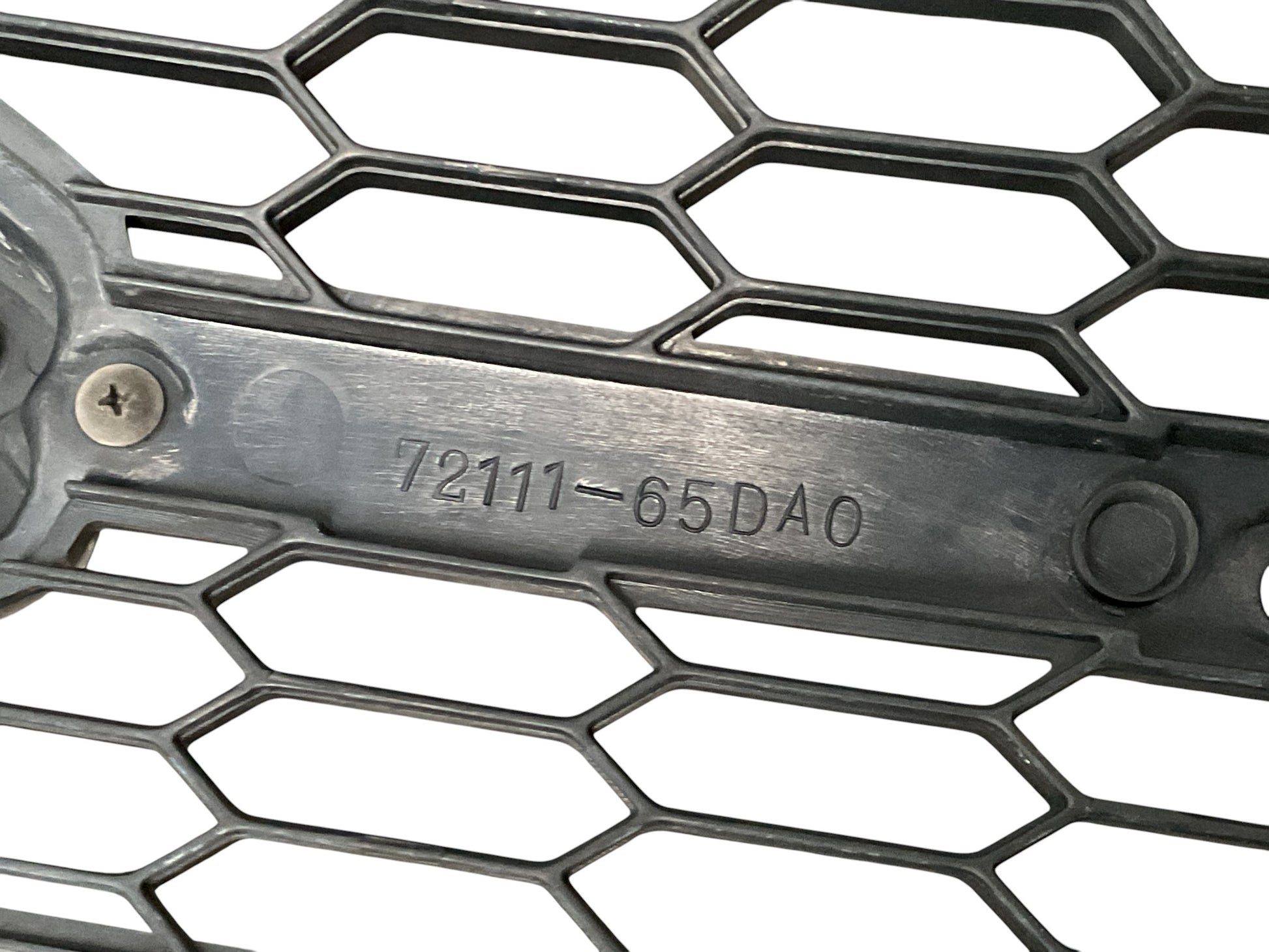 Rejilla delantera Suzuki GR Vitara 98-05 - 7211165DAO