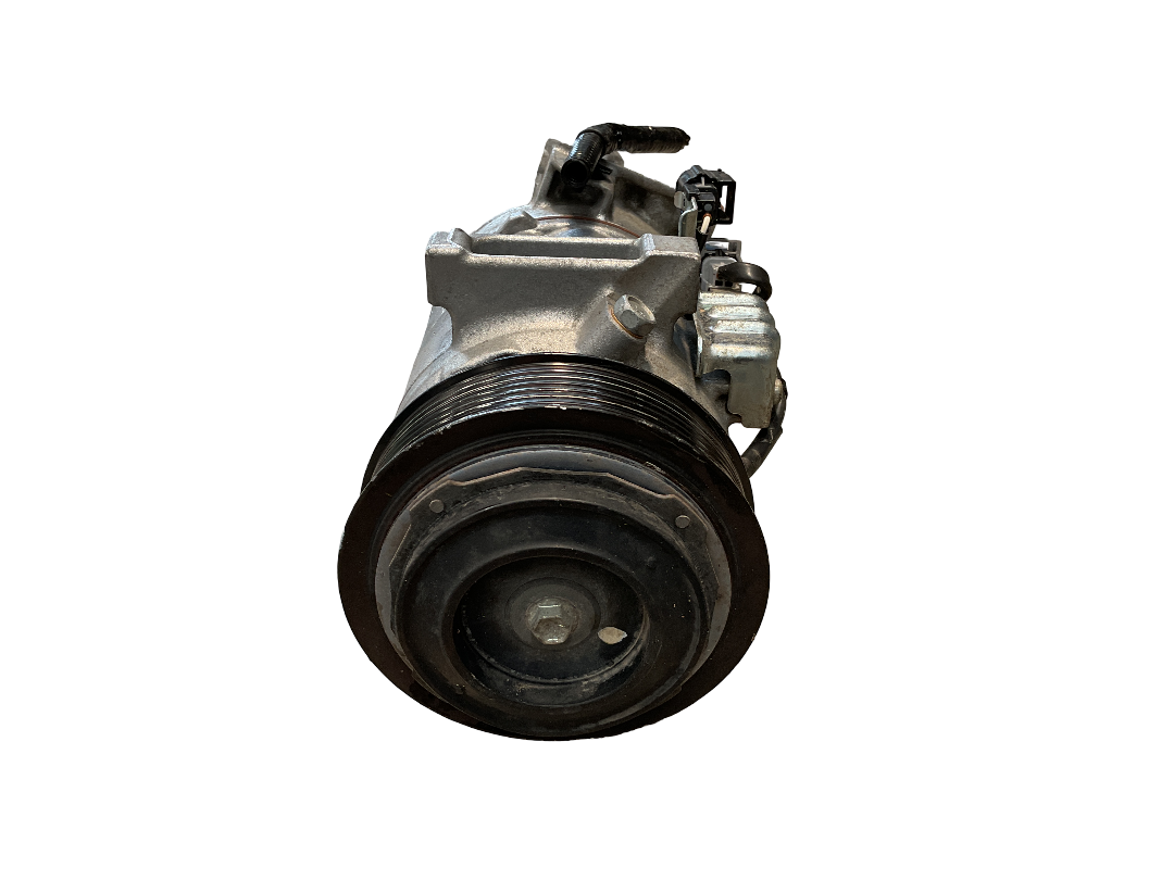 Compresor A/C Renault Nissan 926004EB0A