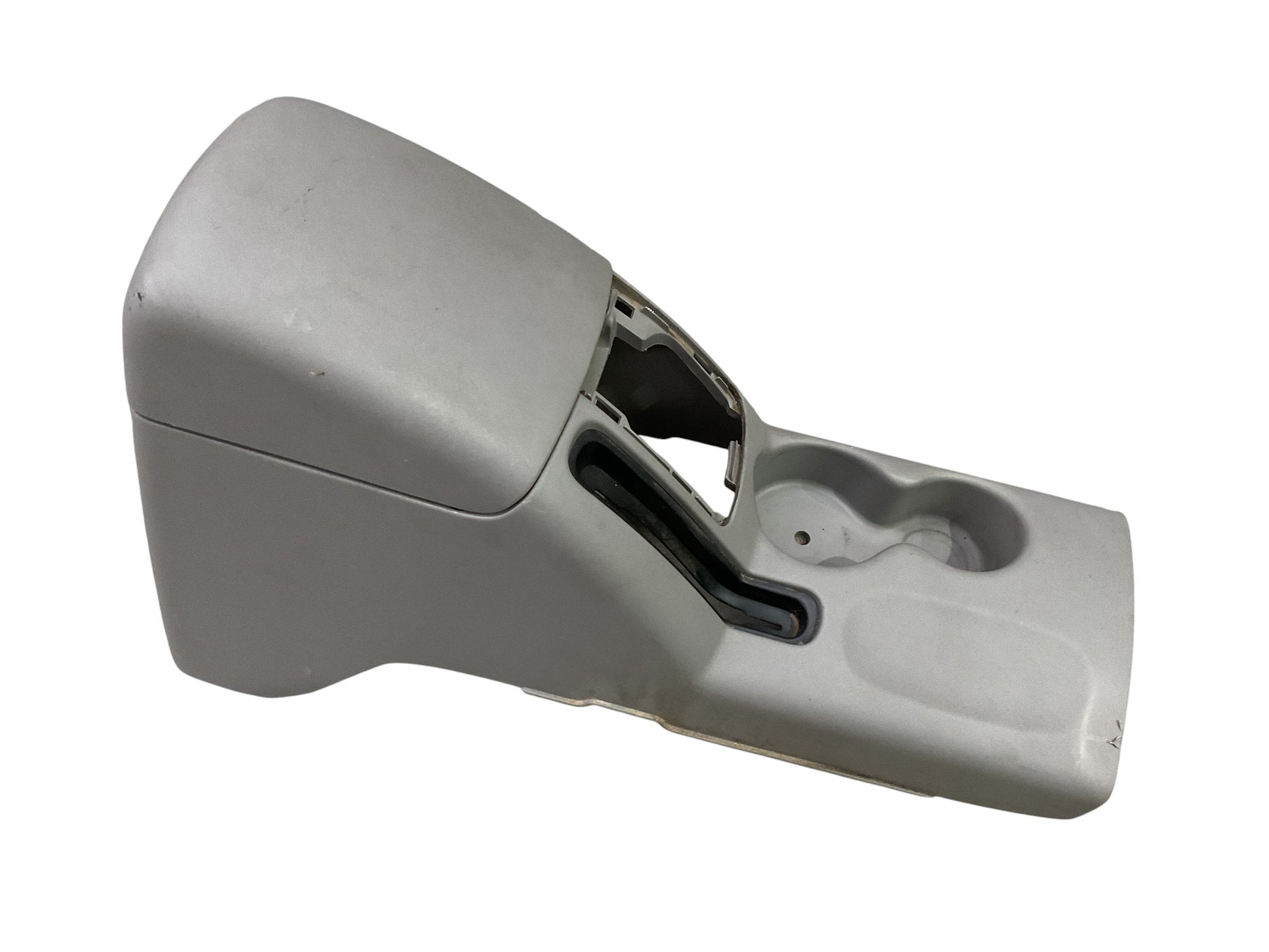 Consola central Mitsubishi L200 06-16 - MN179797