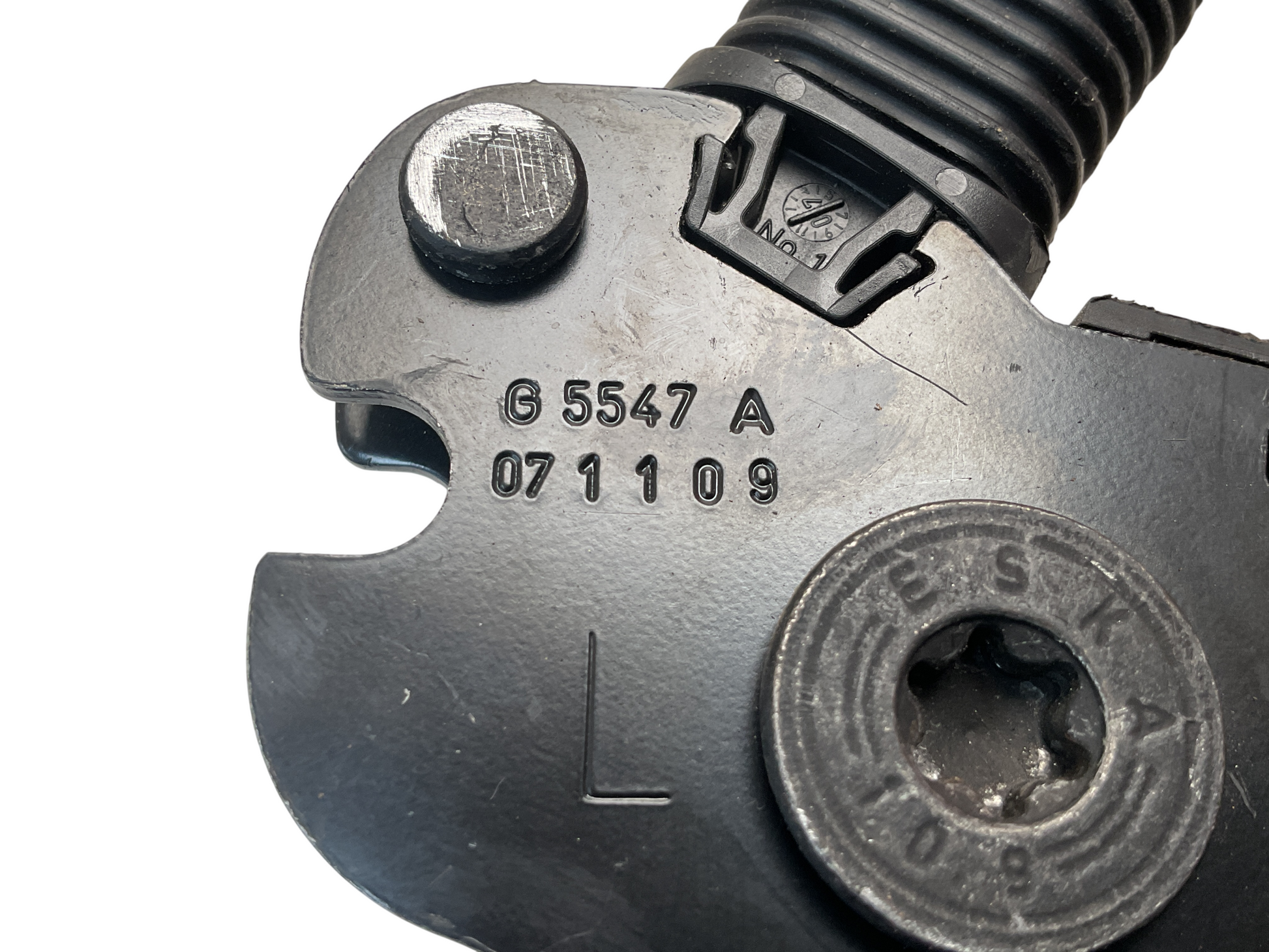 Cerradura cinturon del izq Rover 8H2261209AA