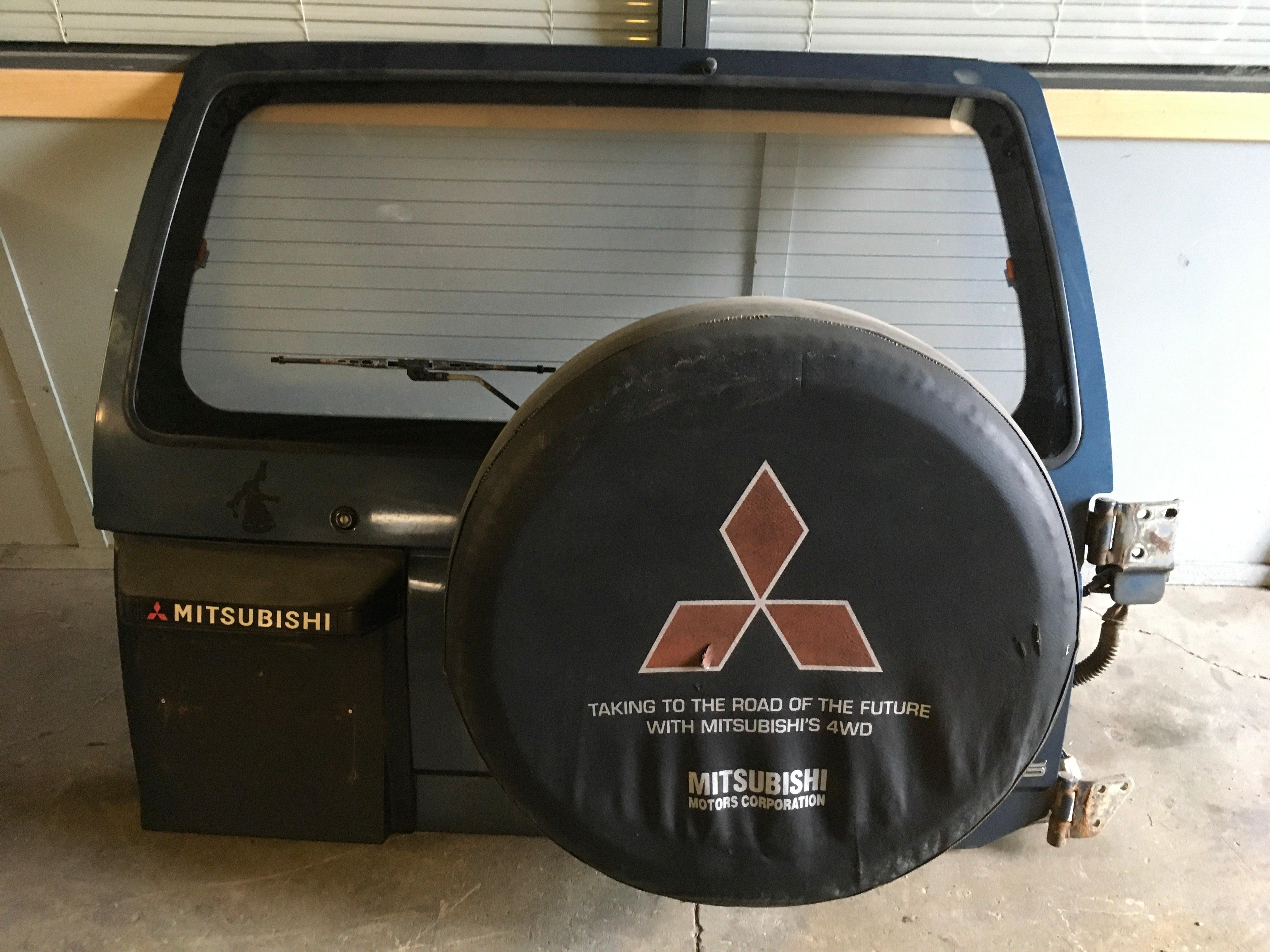 Porton Mistubishi Pajero II MB945277 - AutoRR MB945277