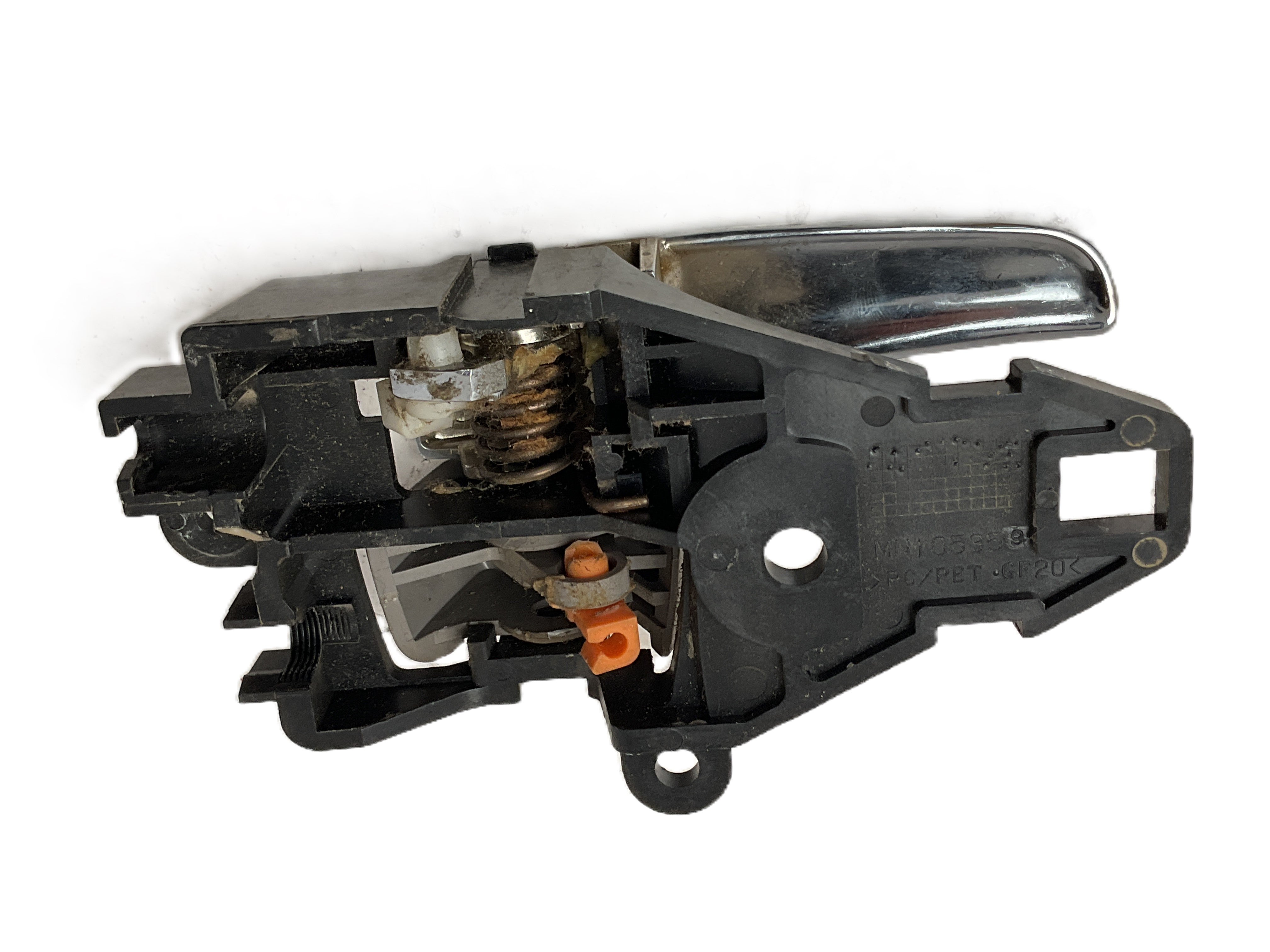 Maneta interior del izq Mitsubishi MN105359