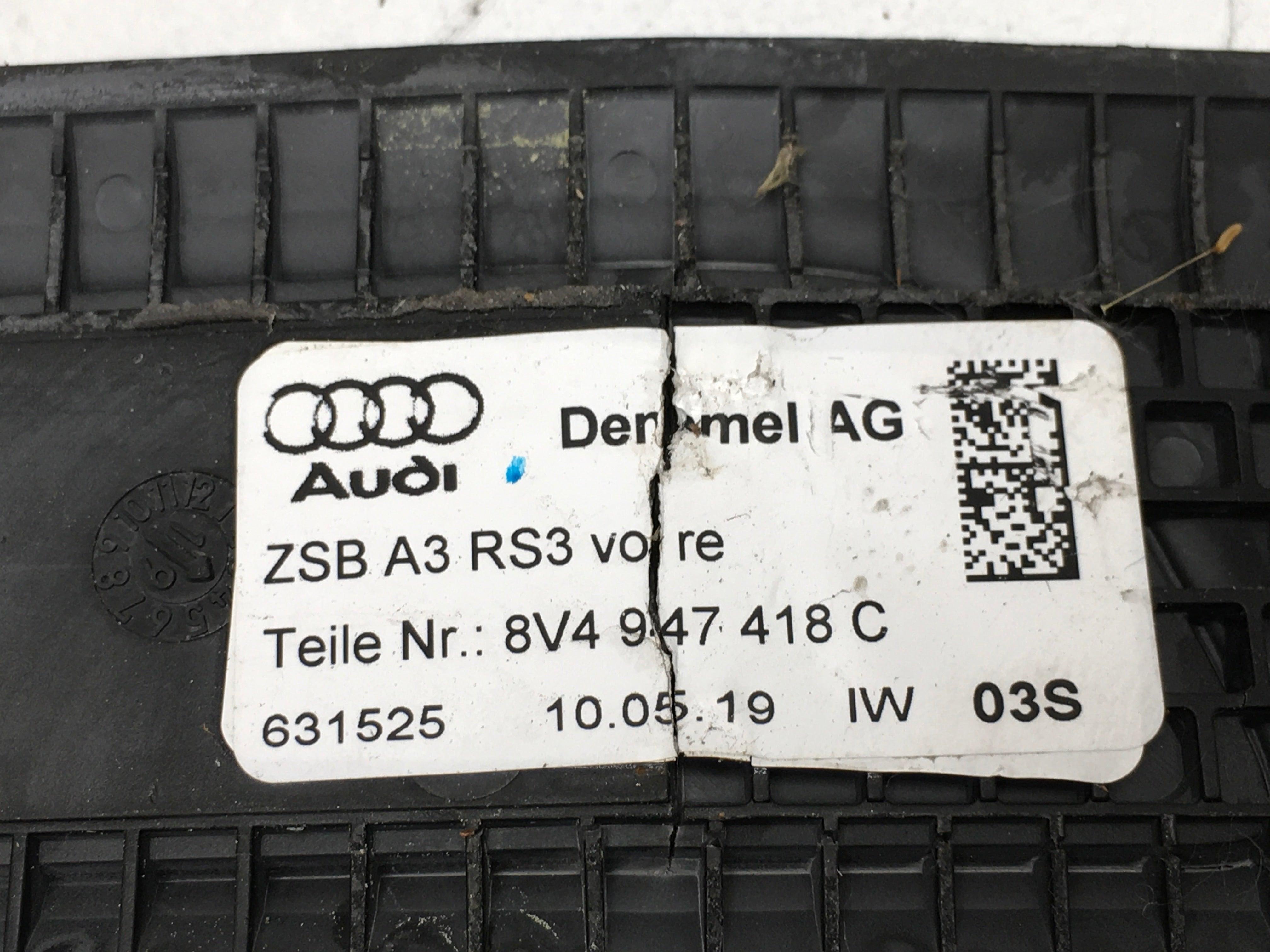 Umbral Puertas Audi RS3 8V - AutoRR 8V4947417C