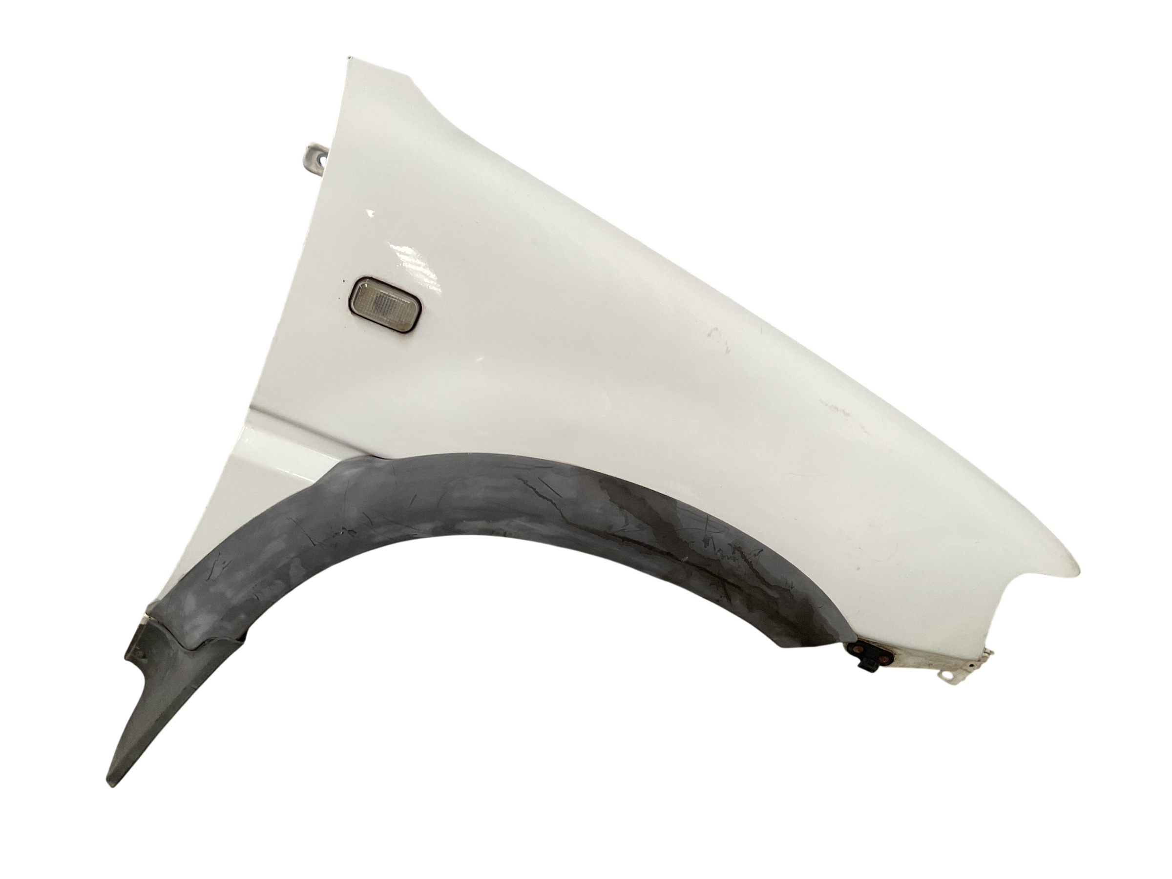 Aleta del dcho Nissan Terrano 93-07