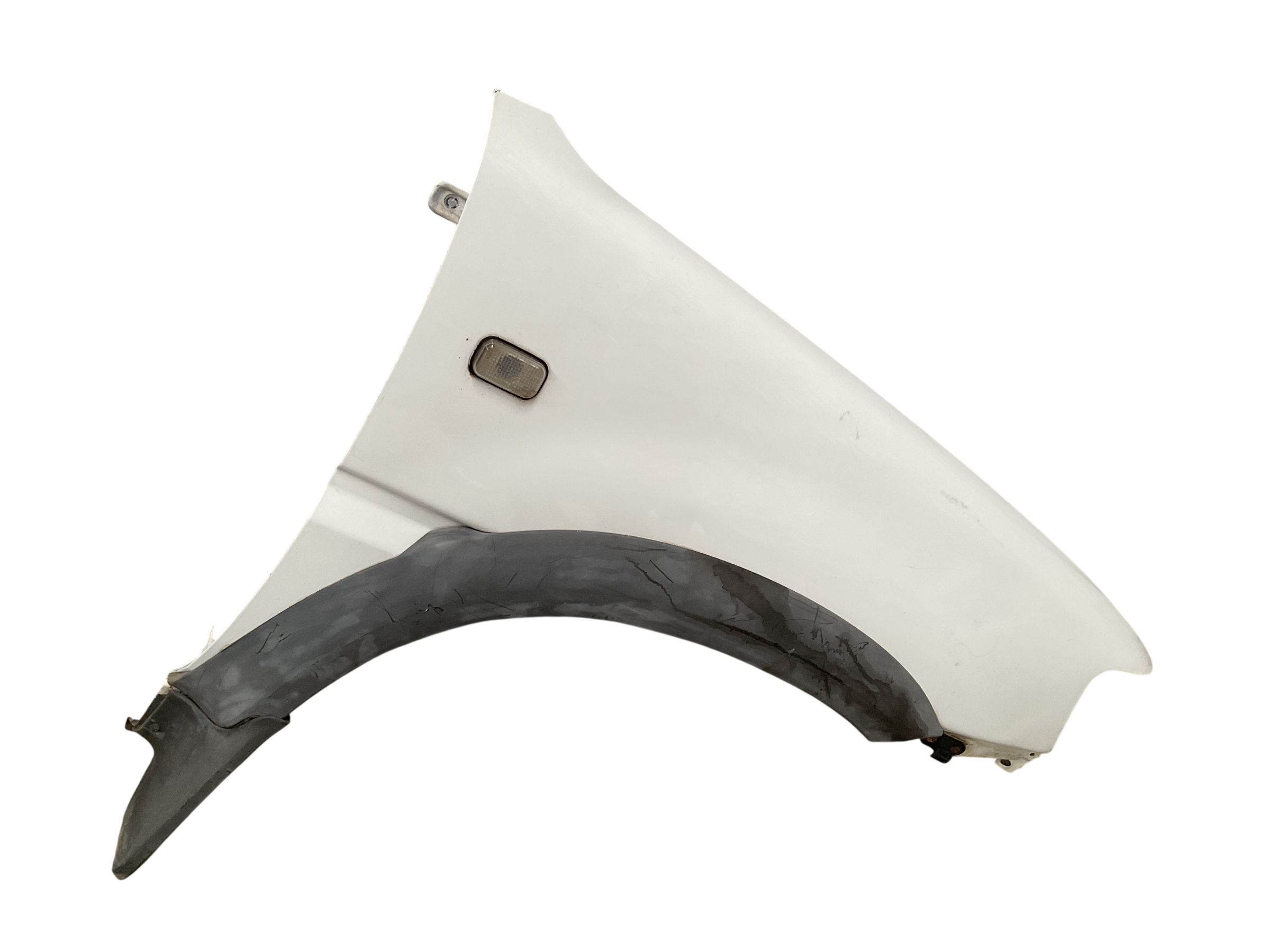 Aleta del dcho Nissan Terrano 93-07