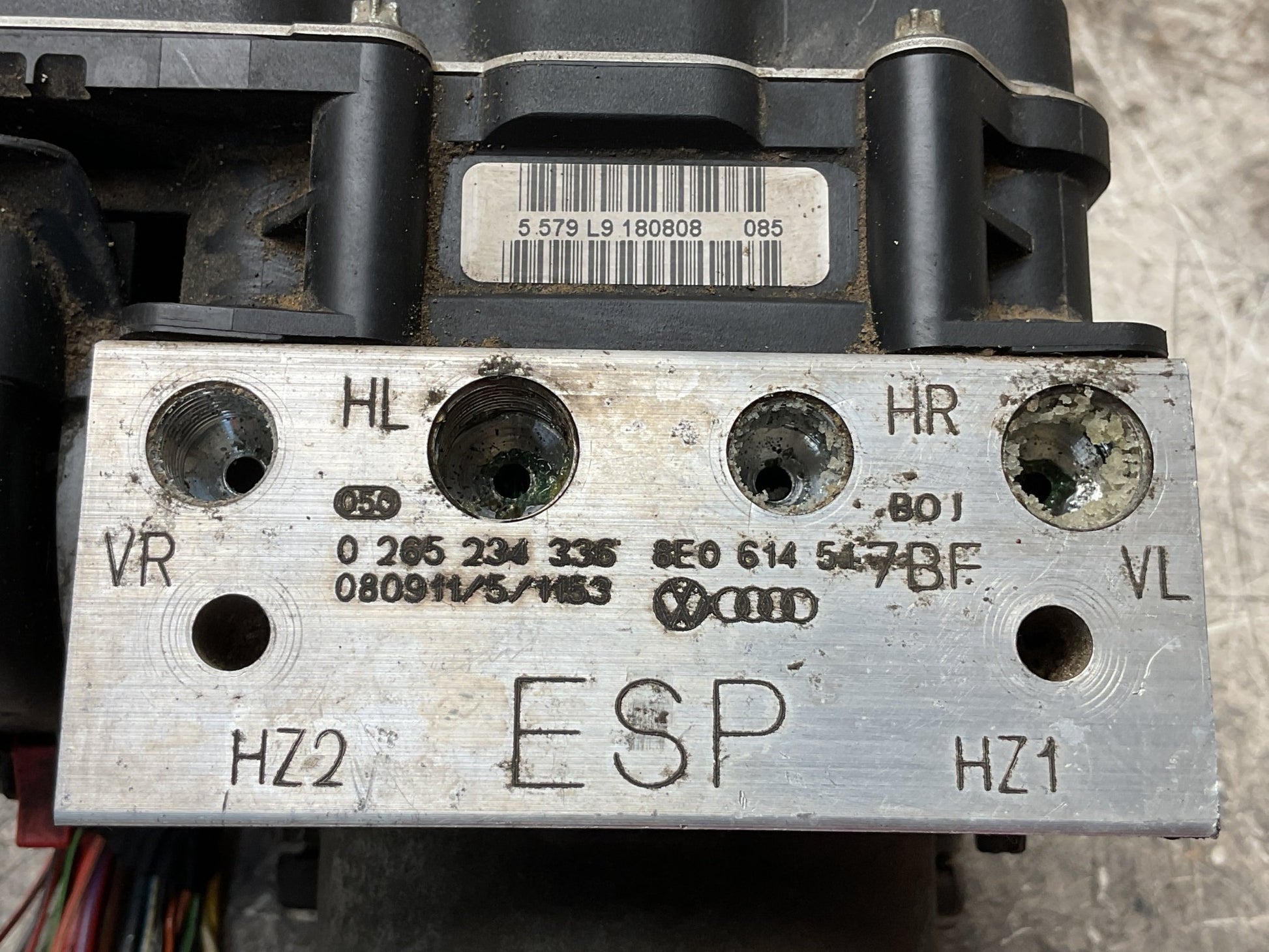 ABS Audi A4 Seat Exeo 8E0910517H - 8E0910517H