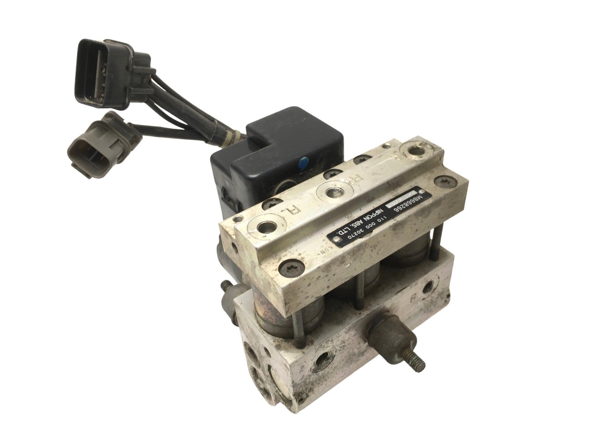 ABS Mitsubishi Pajero II - MB668266