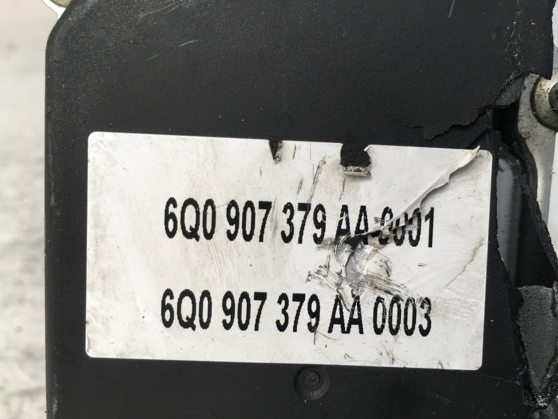 ABS VW 6Q0614117 - 6Q0614117