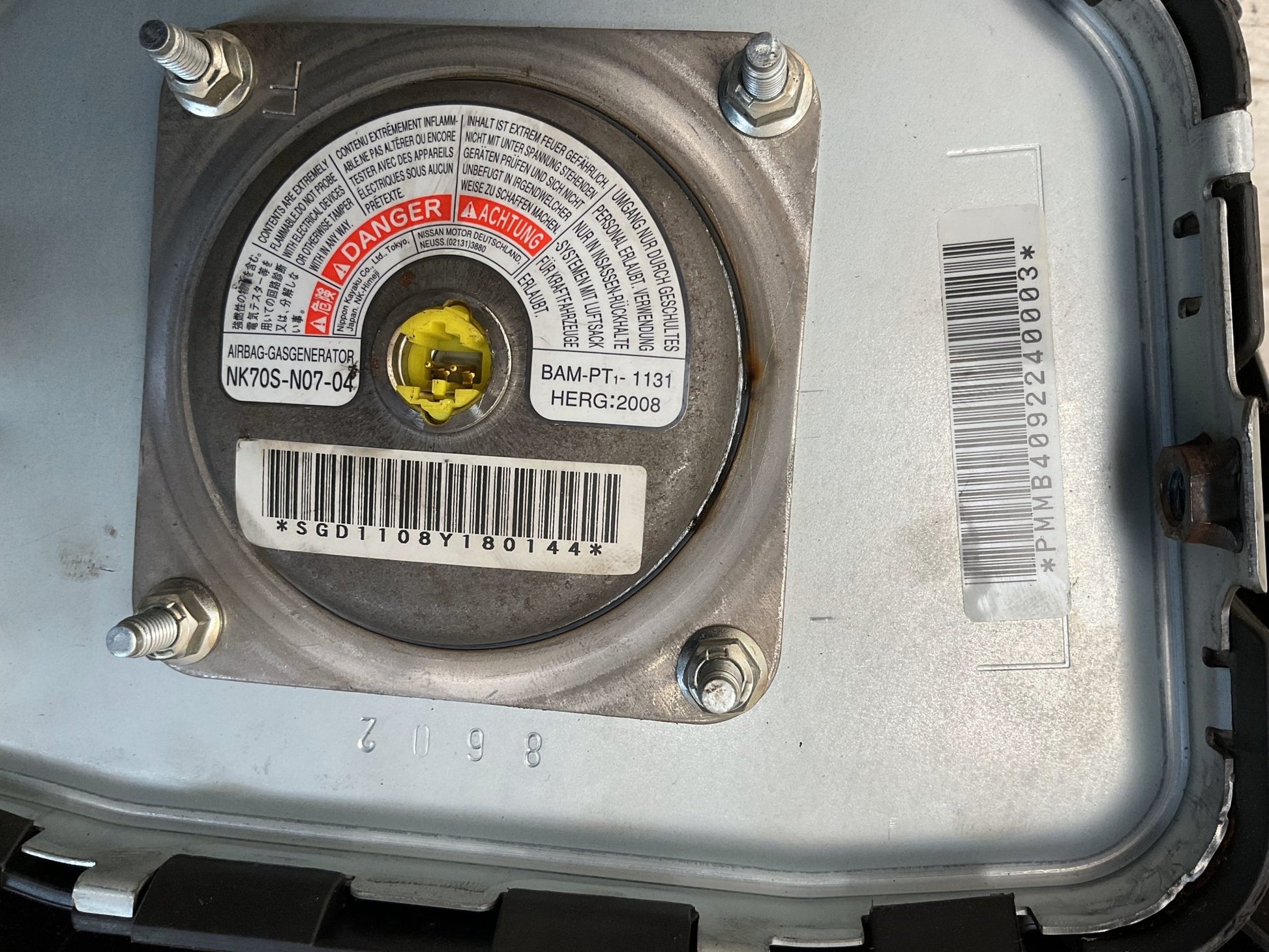 Airbag Volante Nissan Cabstar III F24 - 