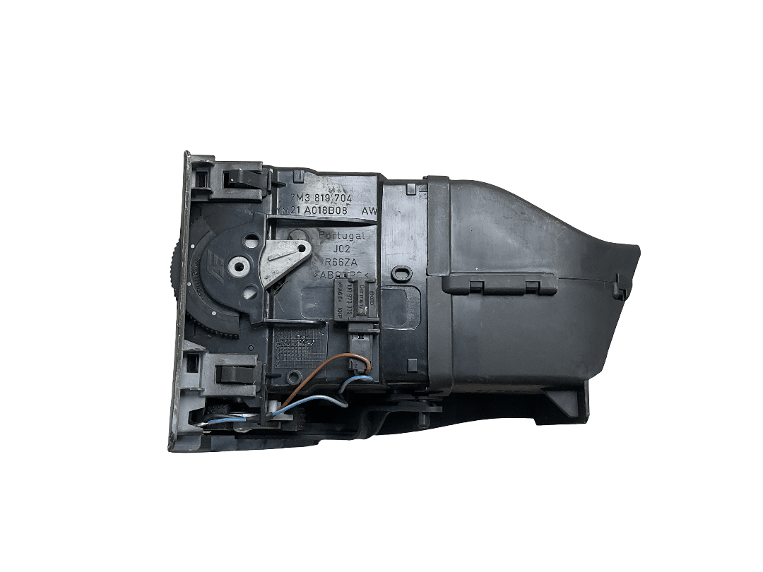 Aireador lateral dcho VW-SEAT 7M3819704 - 7M3819704