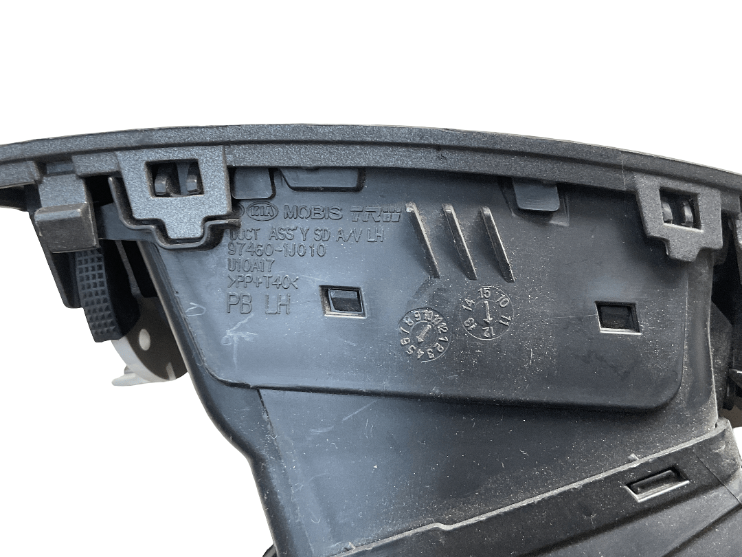 Aireador lateral izq Hyundai i20 08-14 - 974601J010