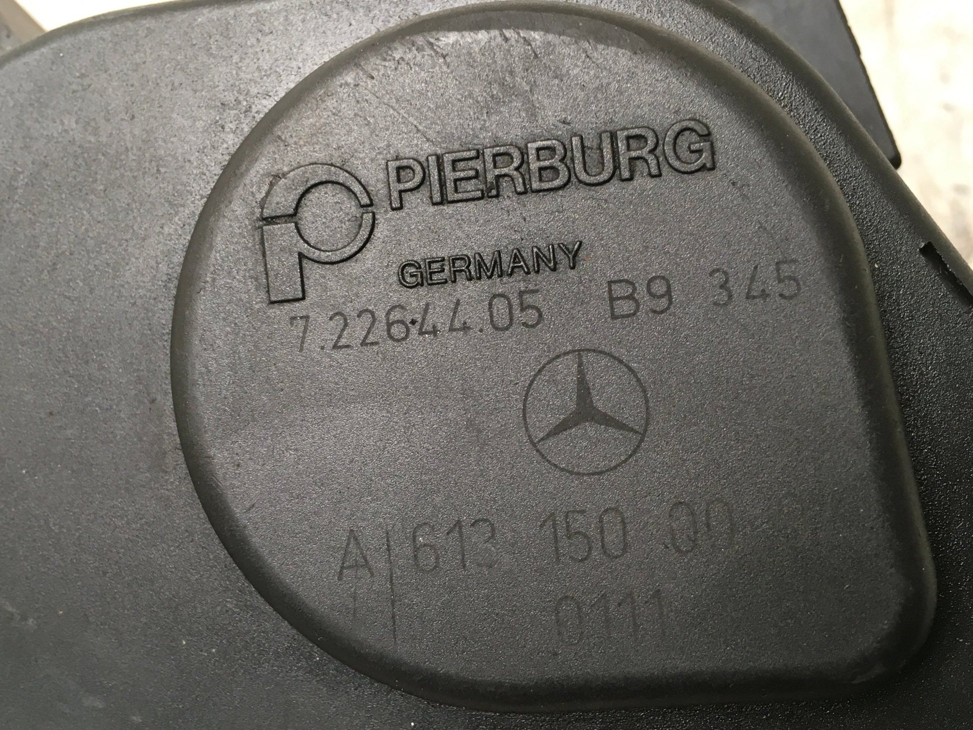 Ajuste Tubo Admision colector Mercedes W210 W211 - A6131500094