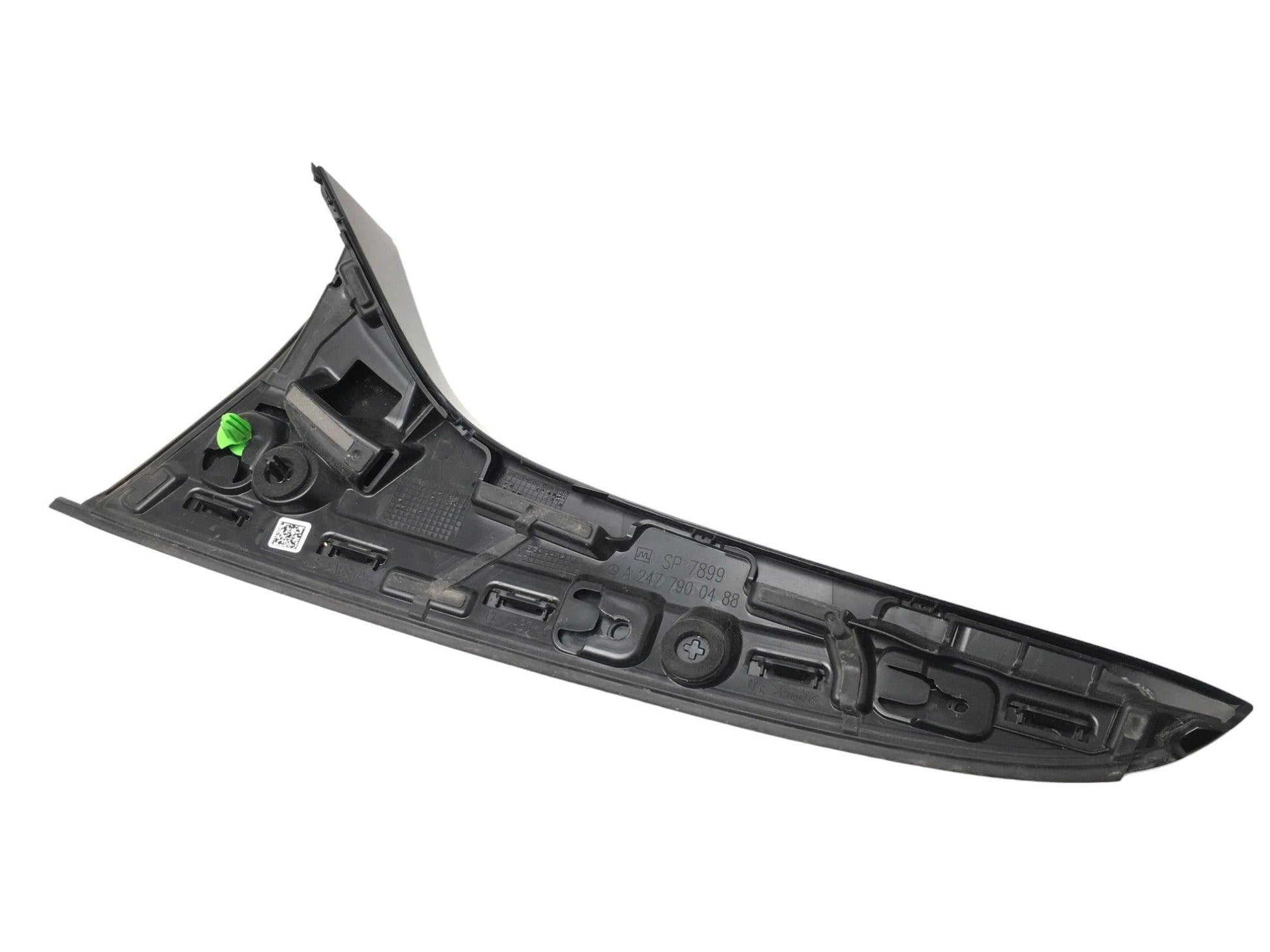 Alerón derecho Mercedes W247 - A2477900488