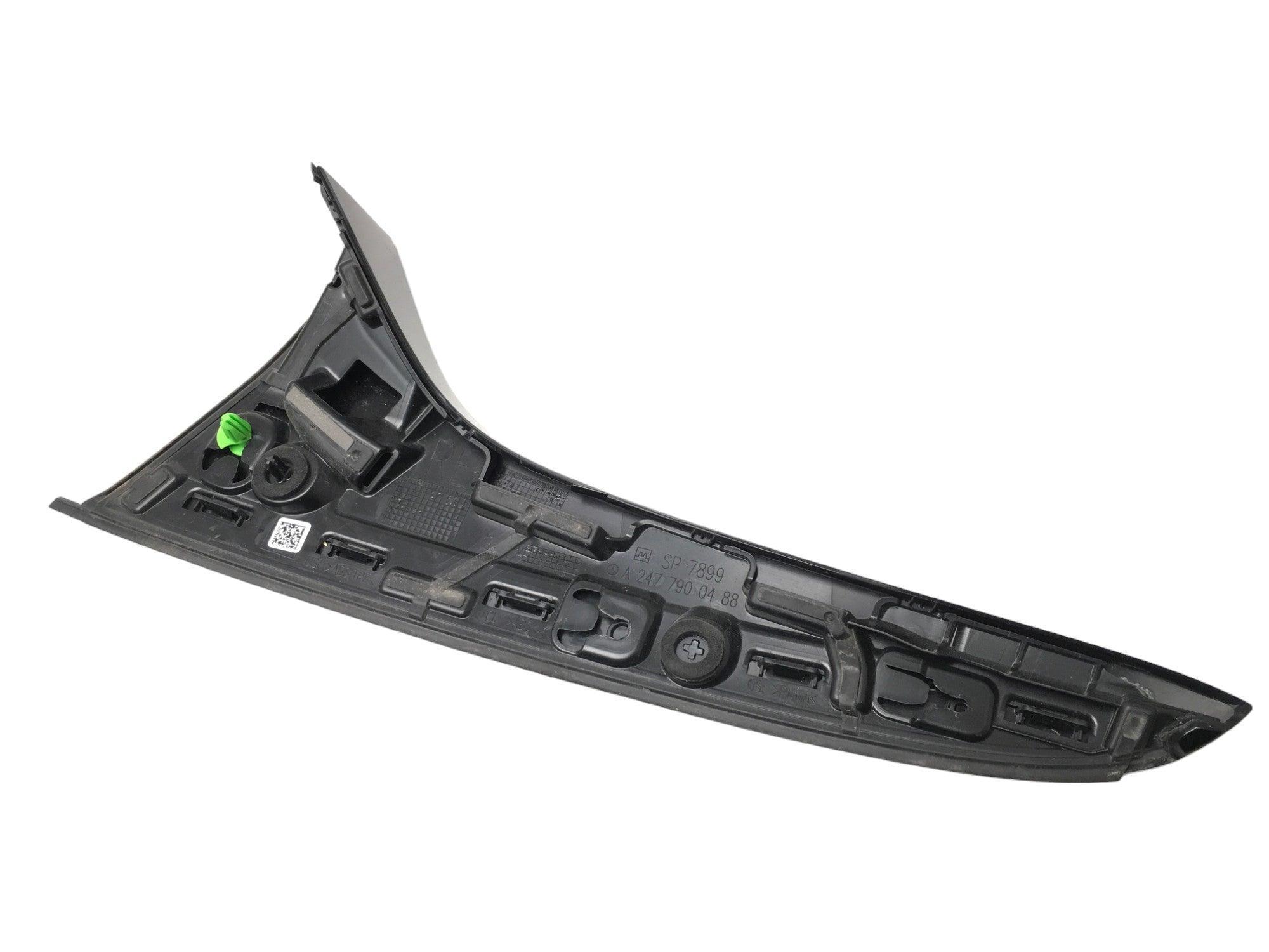 Alerón derecho Mercedes W247 - A2477900488