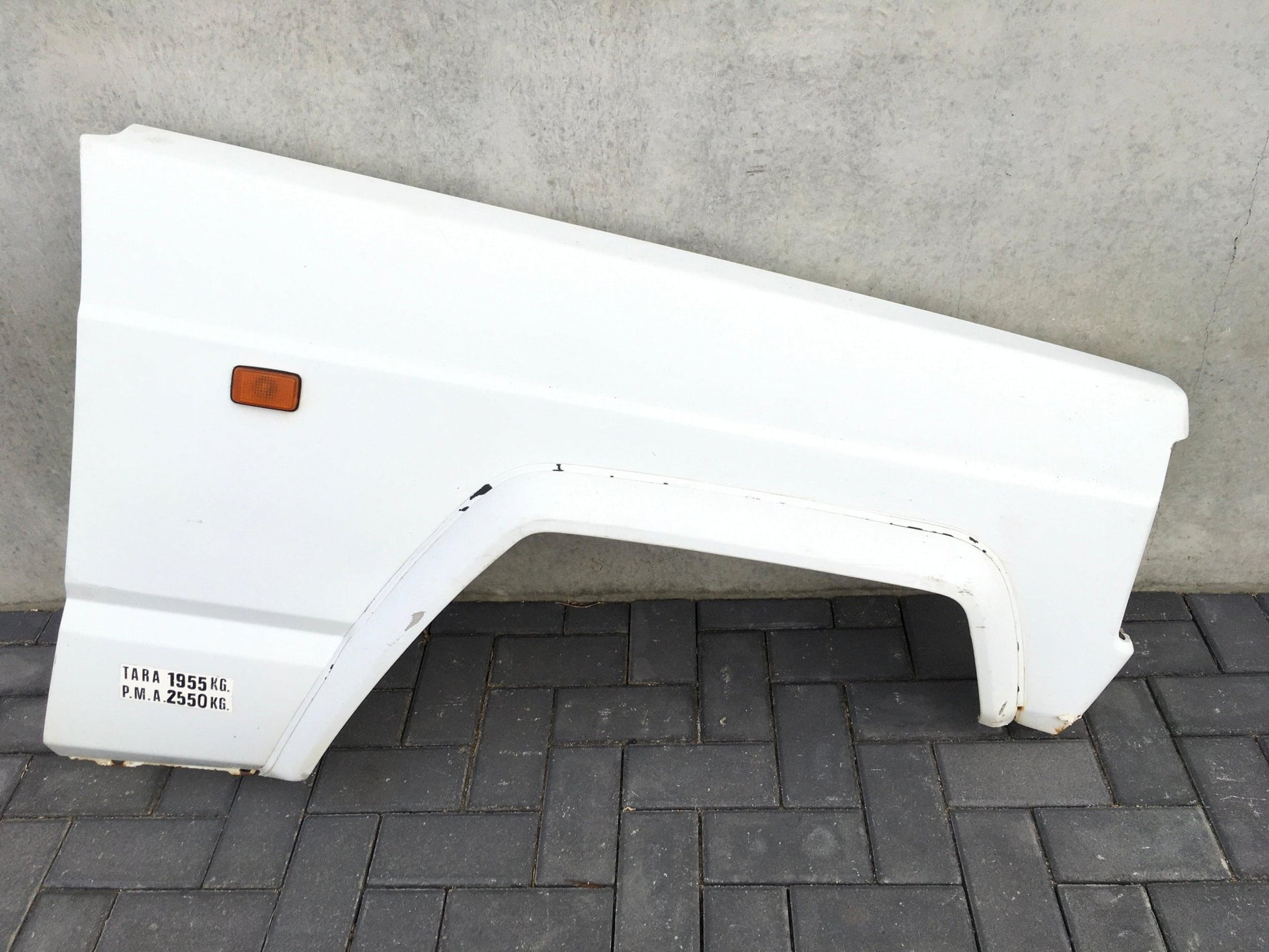 Aleta del dcha Nissan Patrol 260 - 375282365519