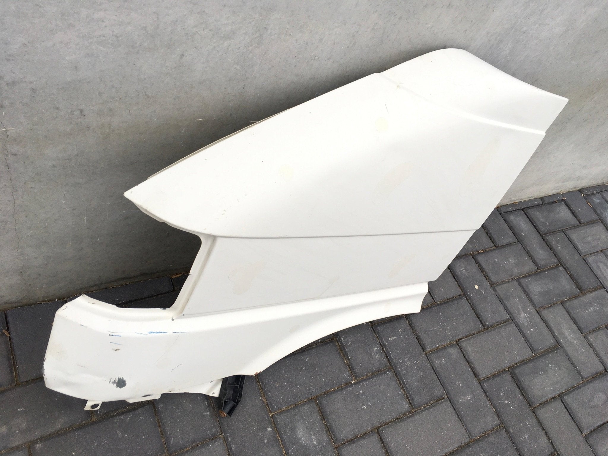 Aleta del izq VW Transporter T4 - 7D0821103