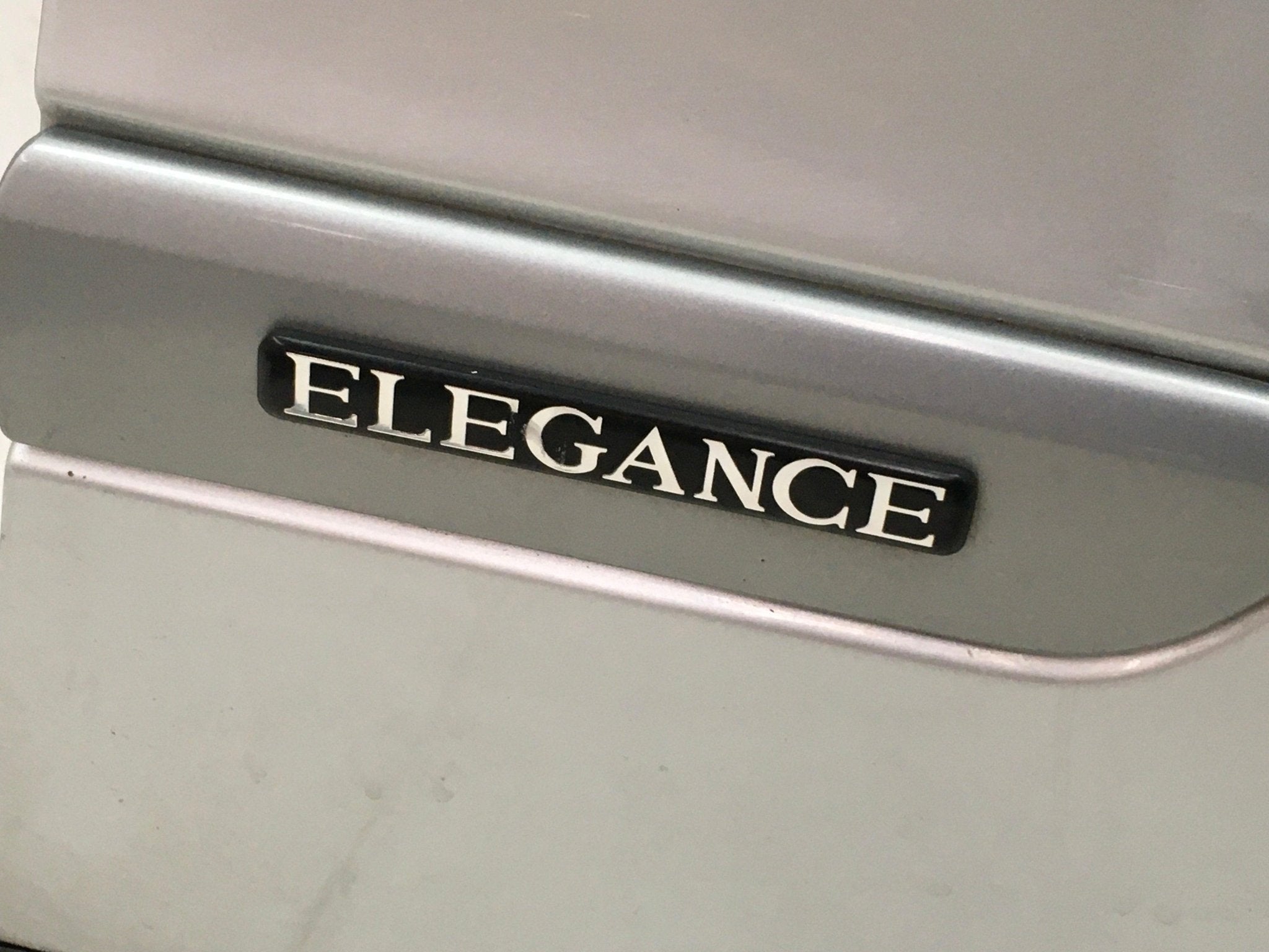 Aleta delantera derecha Mercedes W210 - A2108800218