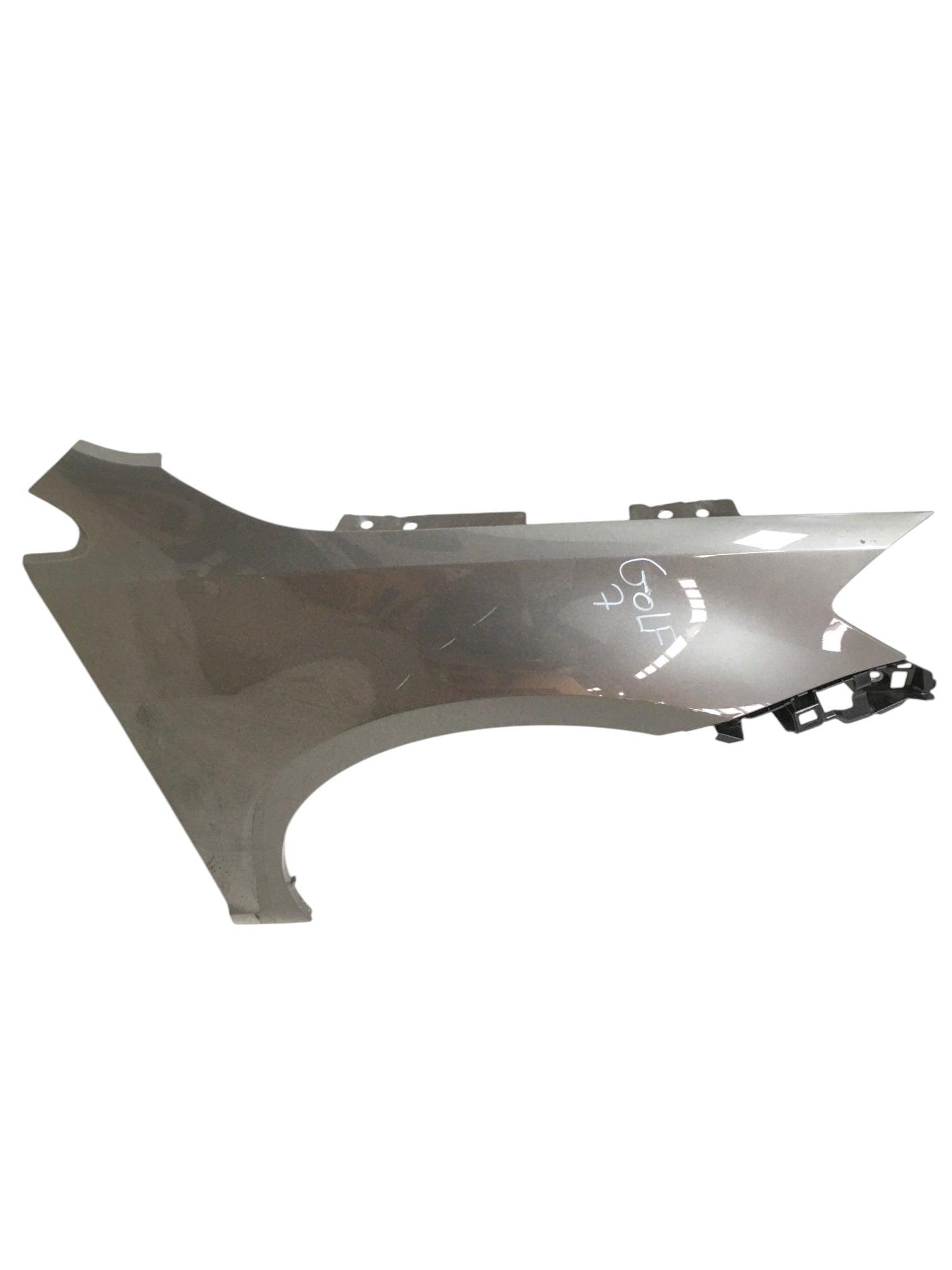 Aleta derecha VW Golf VII - 5G0821106