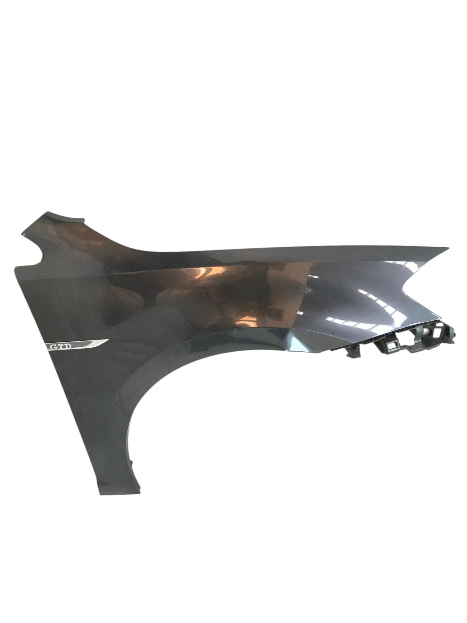 Aleta derecha VW Golf VII GTD - 5G0821106B _