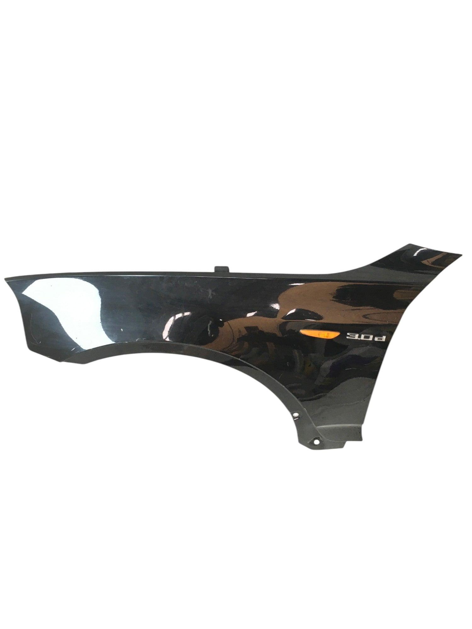 Aleta izquierda BMW X3 E83 3.0d - 41353405921