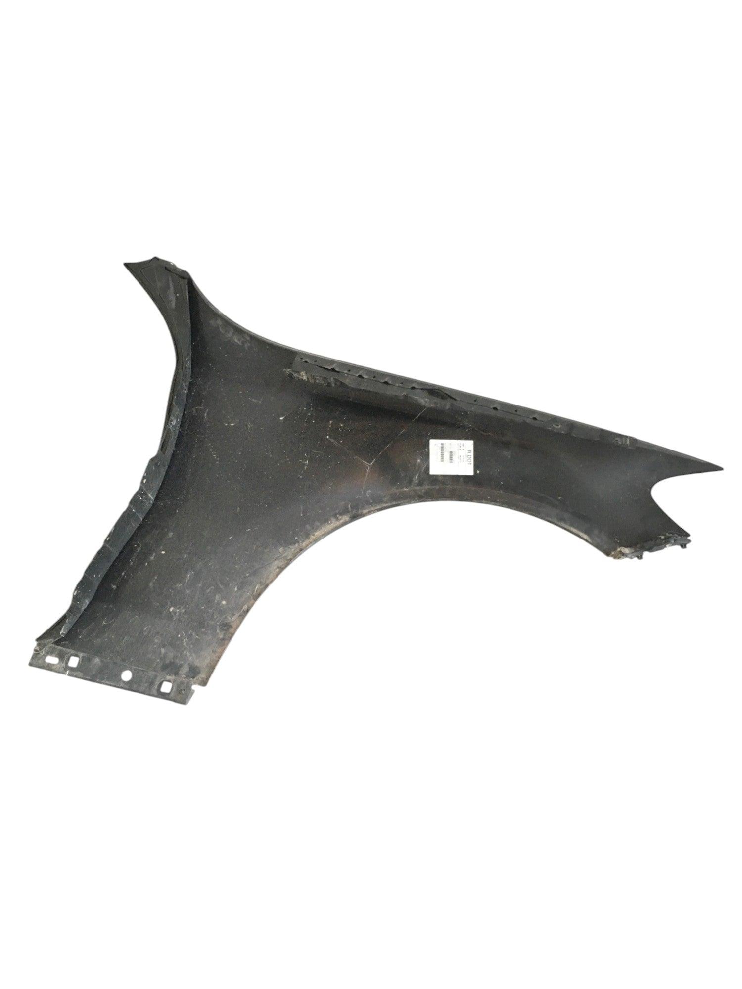 Aleta izquierda Mercedes W205 - A2058800118