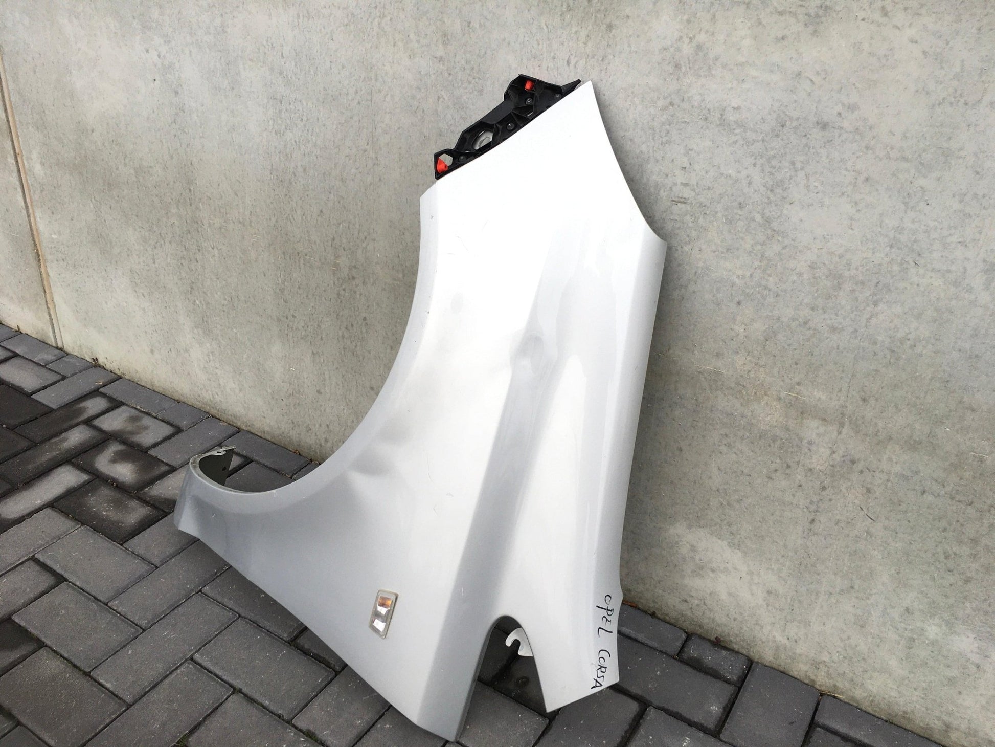 Aleta izquierda Opel Corsa D - 93189645