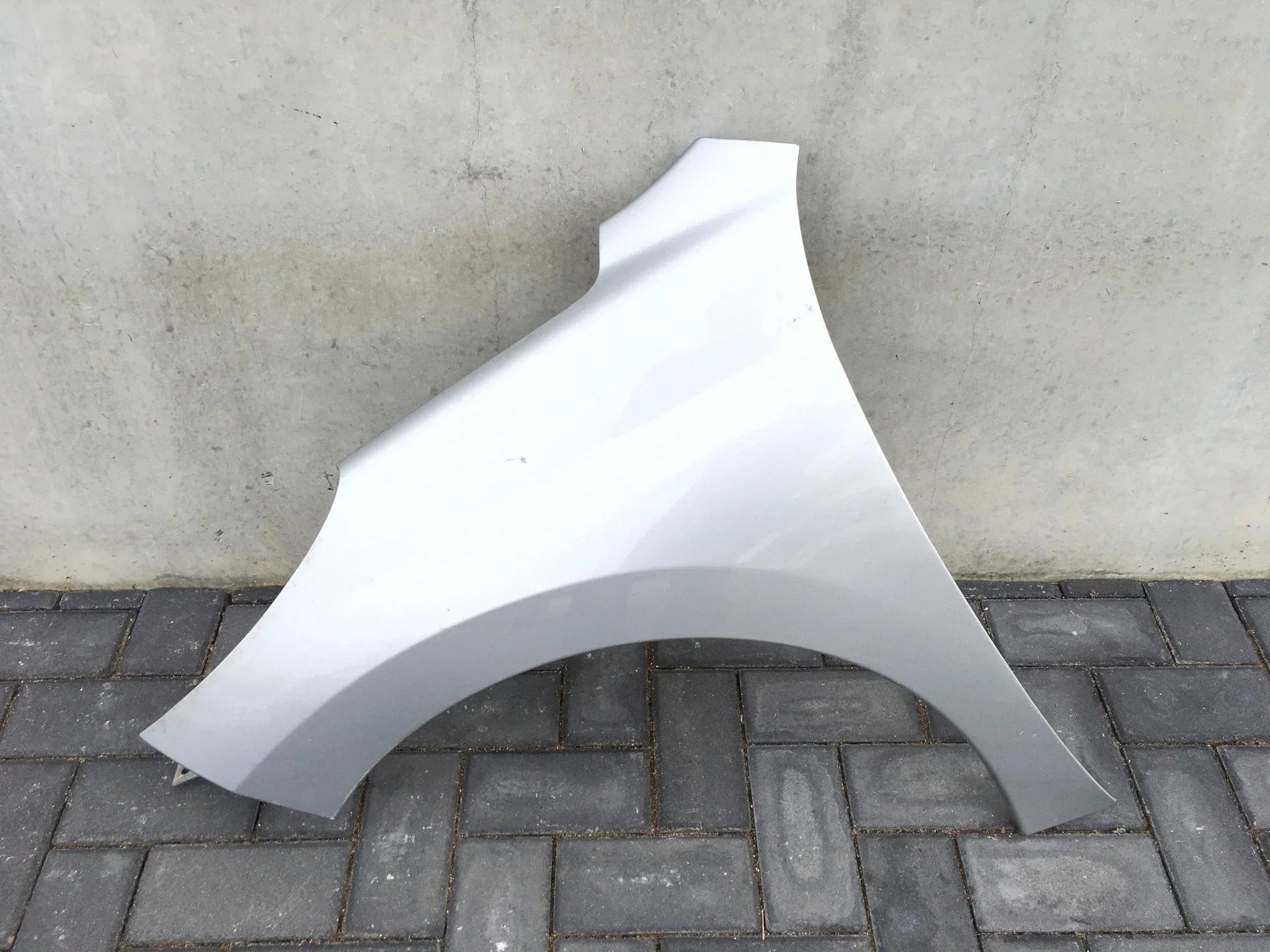 Aleta izquierda Peugeot 207