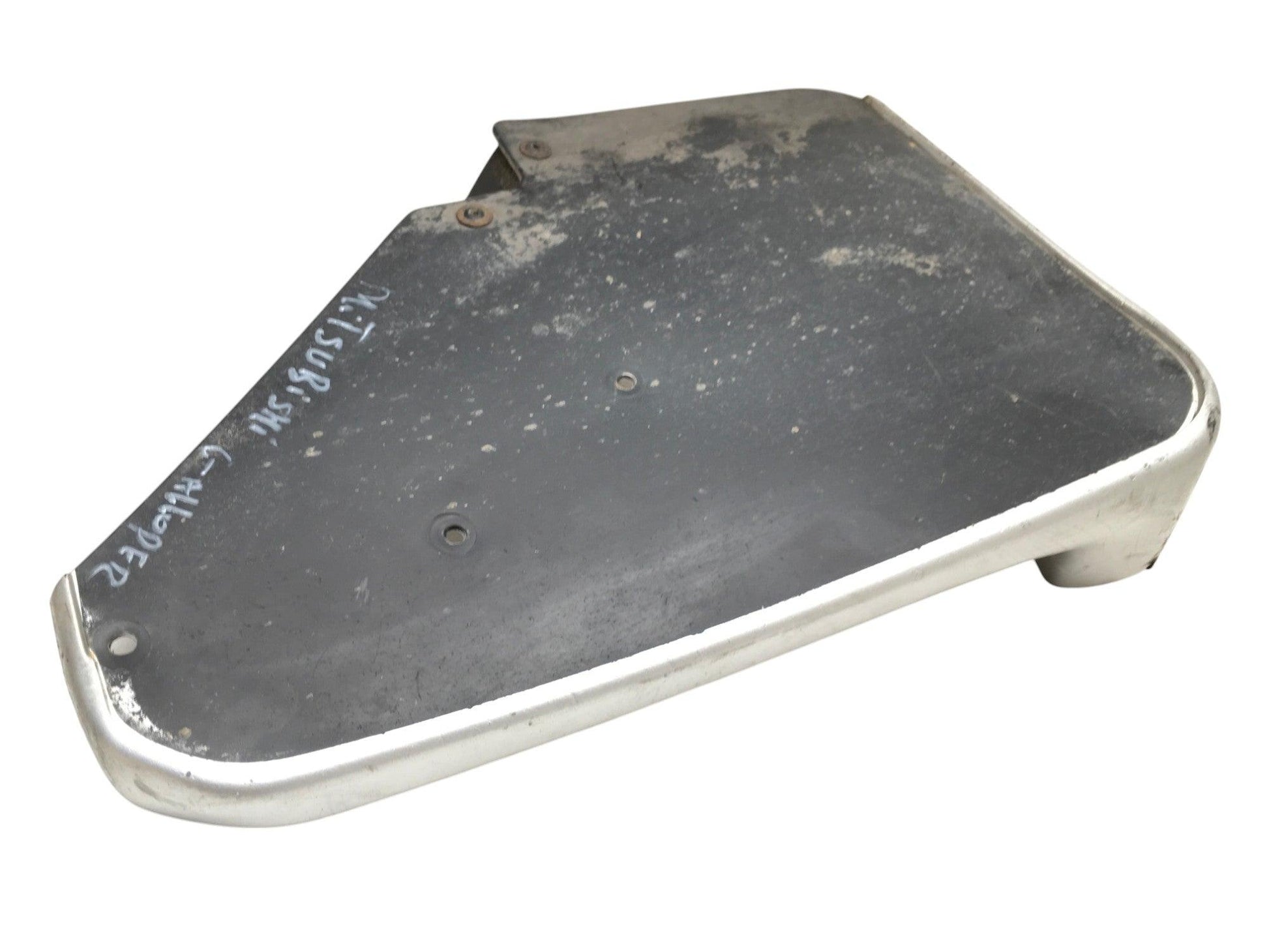 Aleta paso rueda del dcho Mitsubishi Pajero II - MR313070