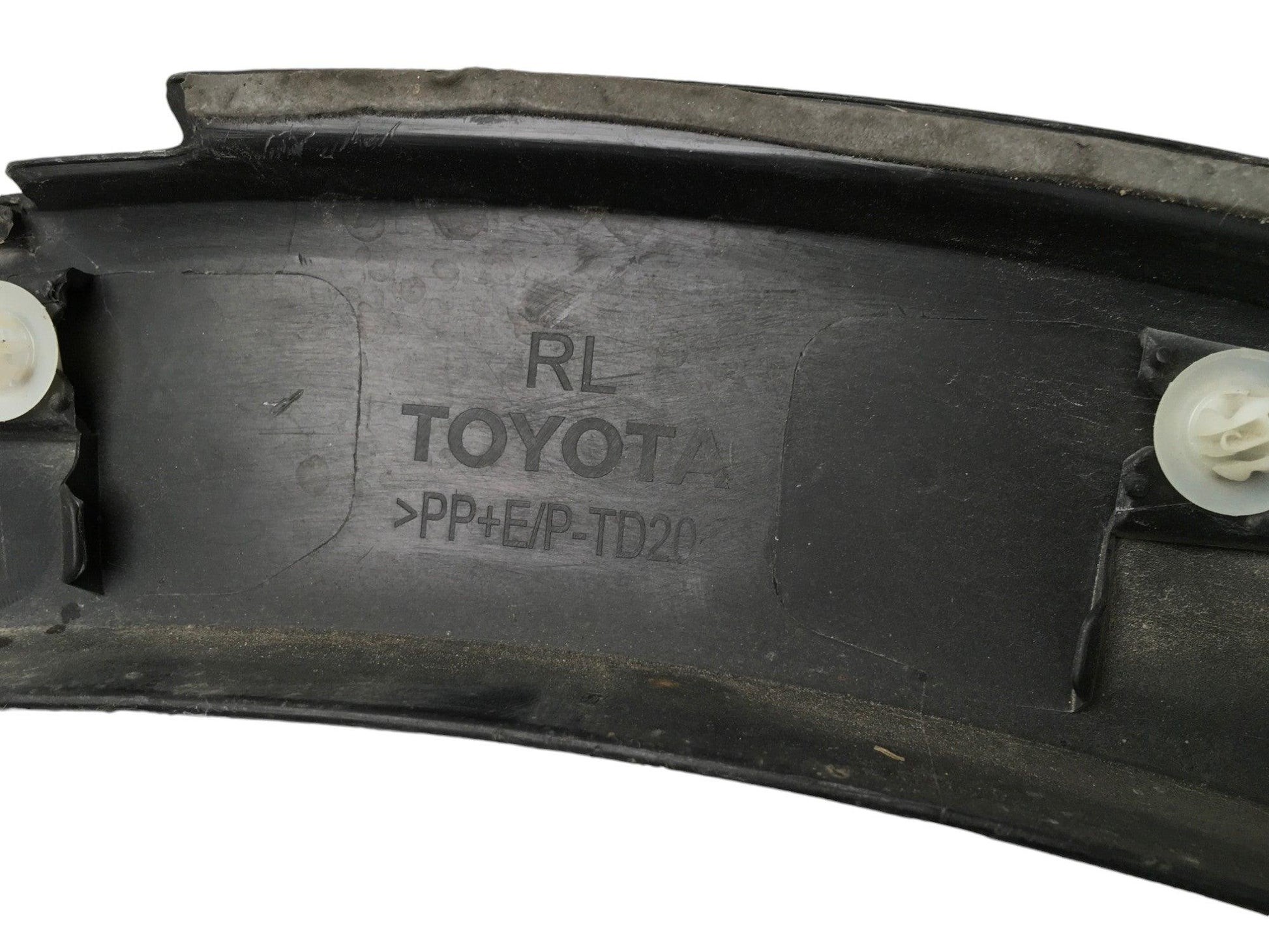 Aletin tra izq Toyota C - HR - 75606F4010