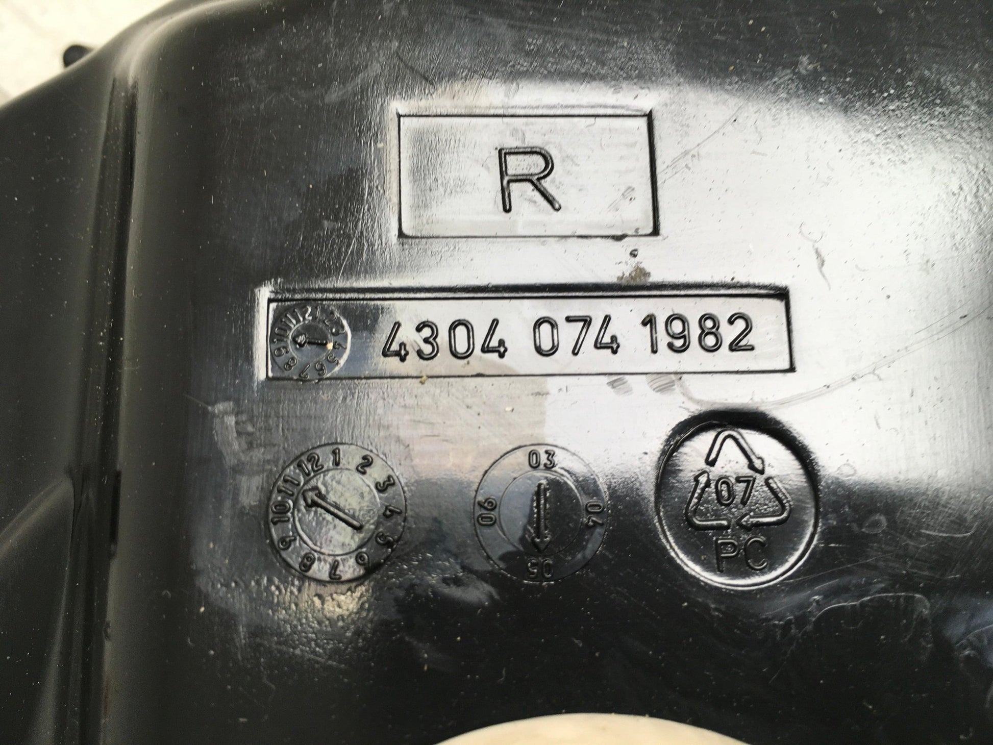 Altavoz centro dcha BMW E90 E81 - 65136925330