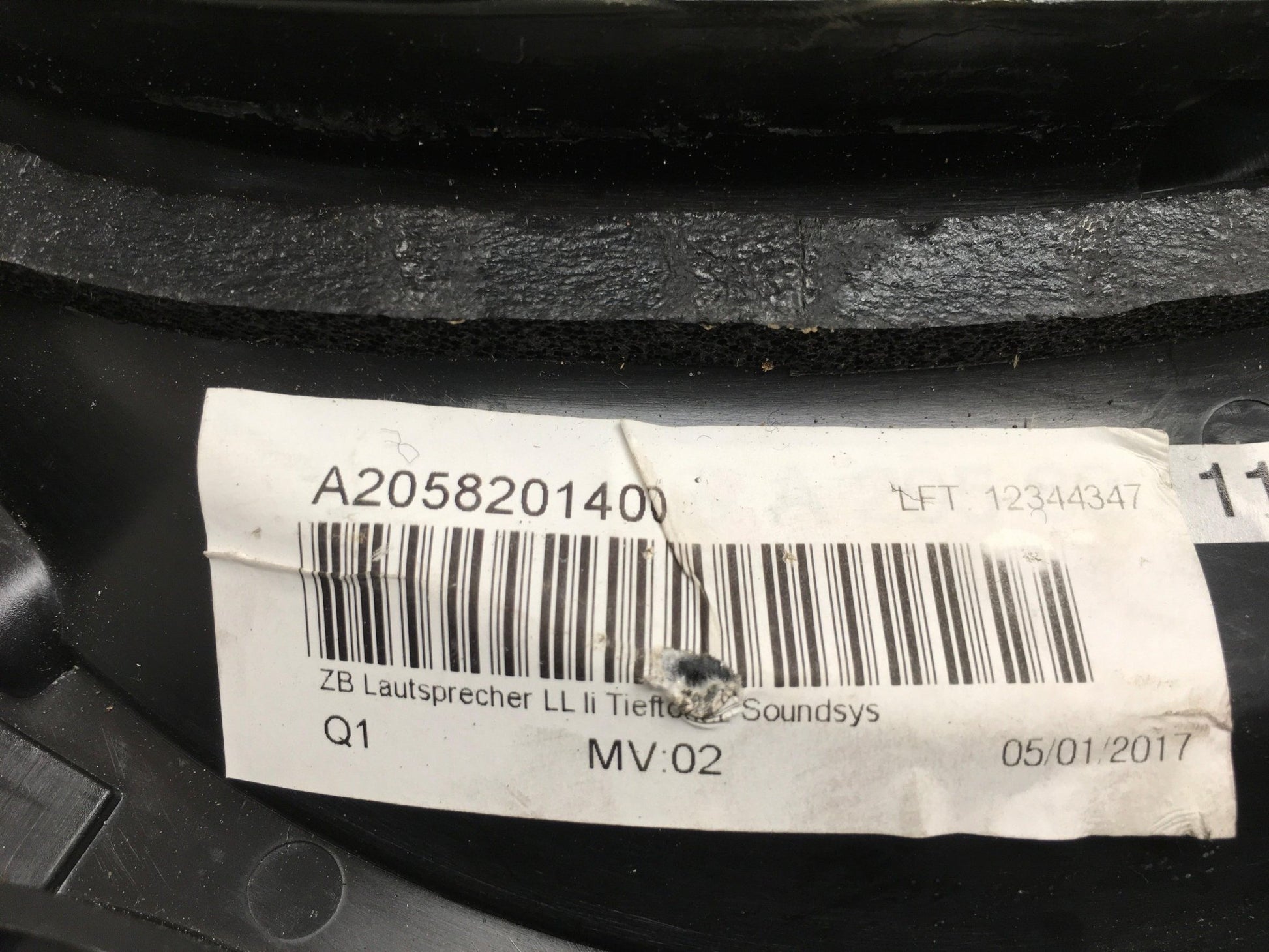 Altavoz del izq Mercedes W205 y C253 - A2058201400