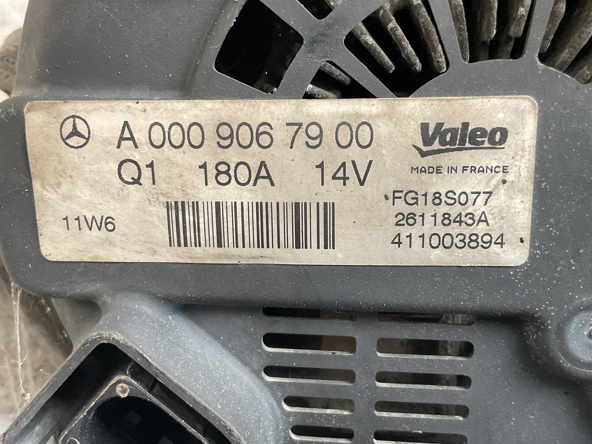 Alternador Mercedes A0009067900 - A0009067900