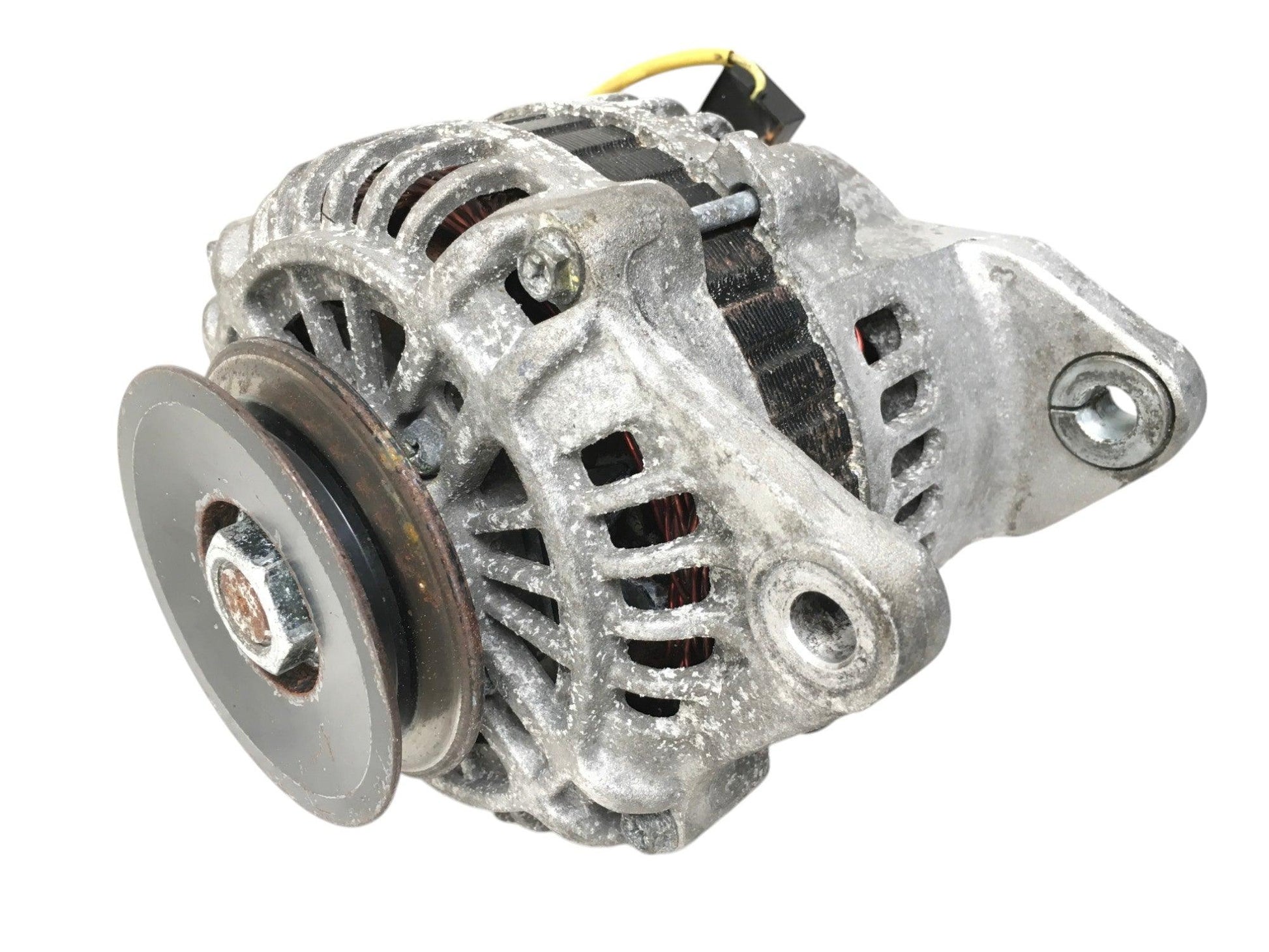 Alternador Nissan 231005M310 - 231005M310