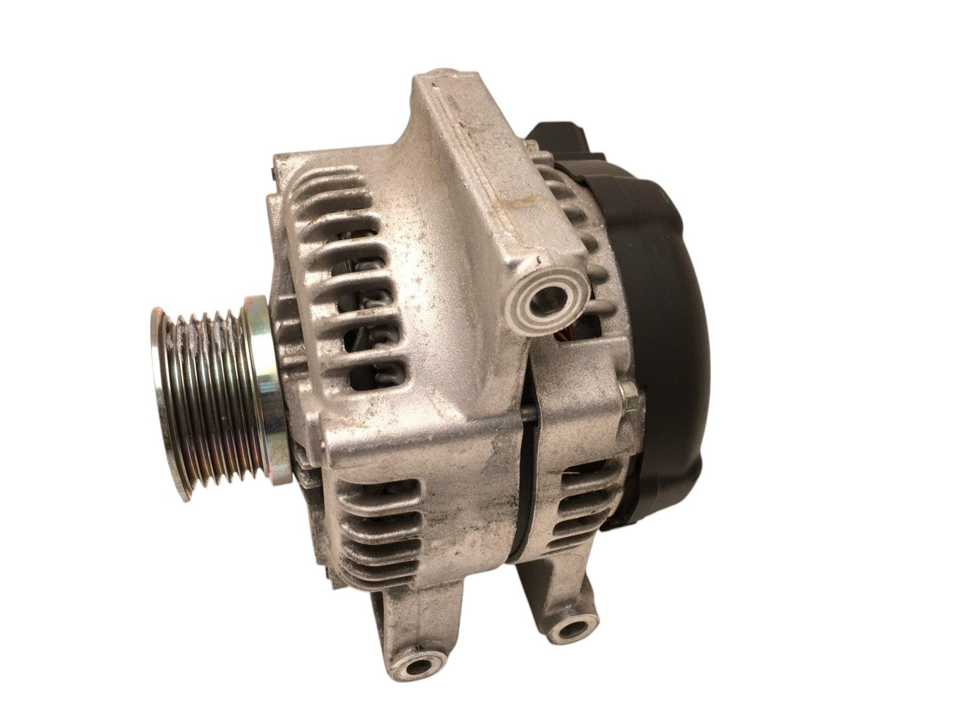 Alternador Opel 13587304 - 13587304