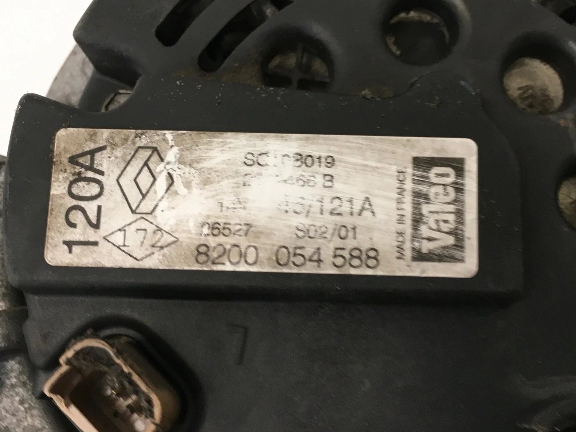 Alternador Reanult 8200054588