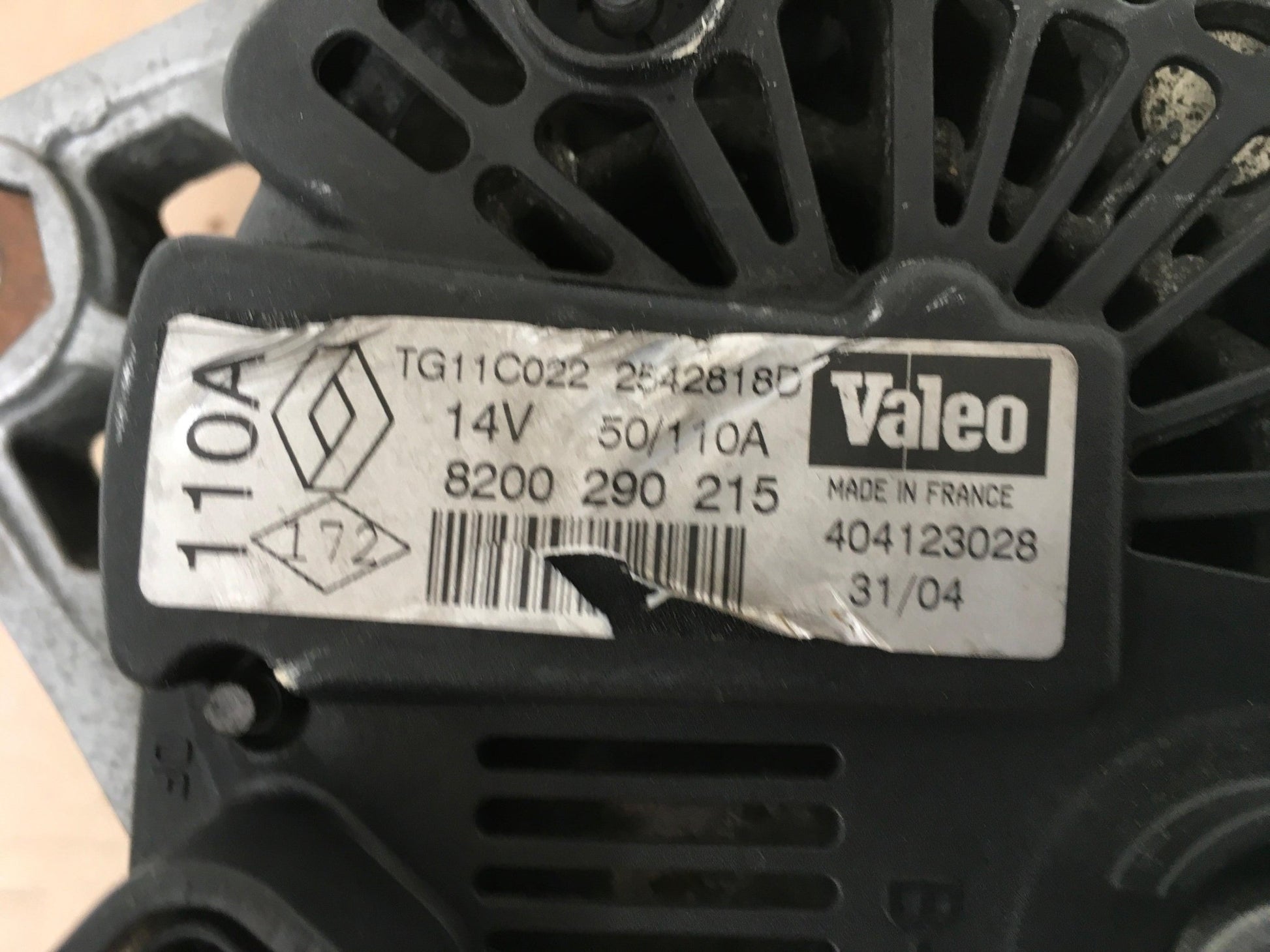 Alternador Renault 8200290215 - 8200290215