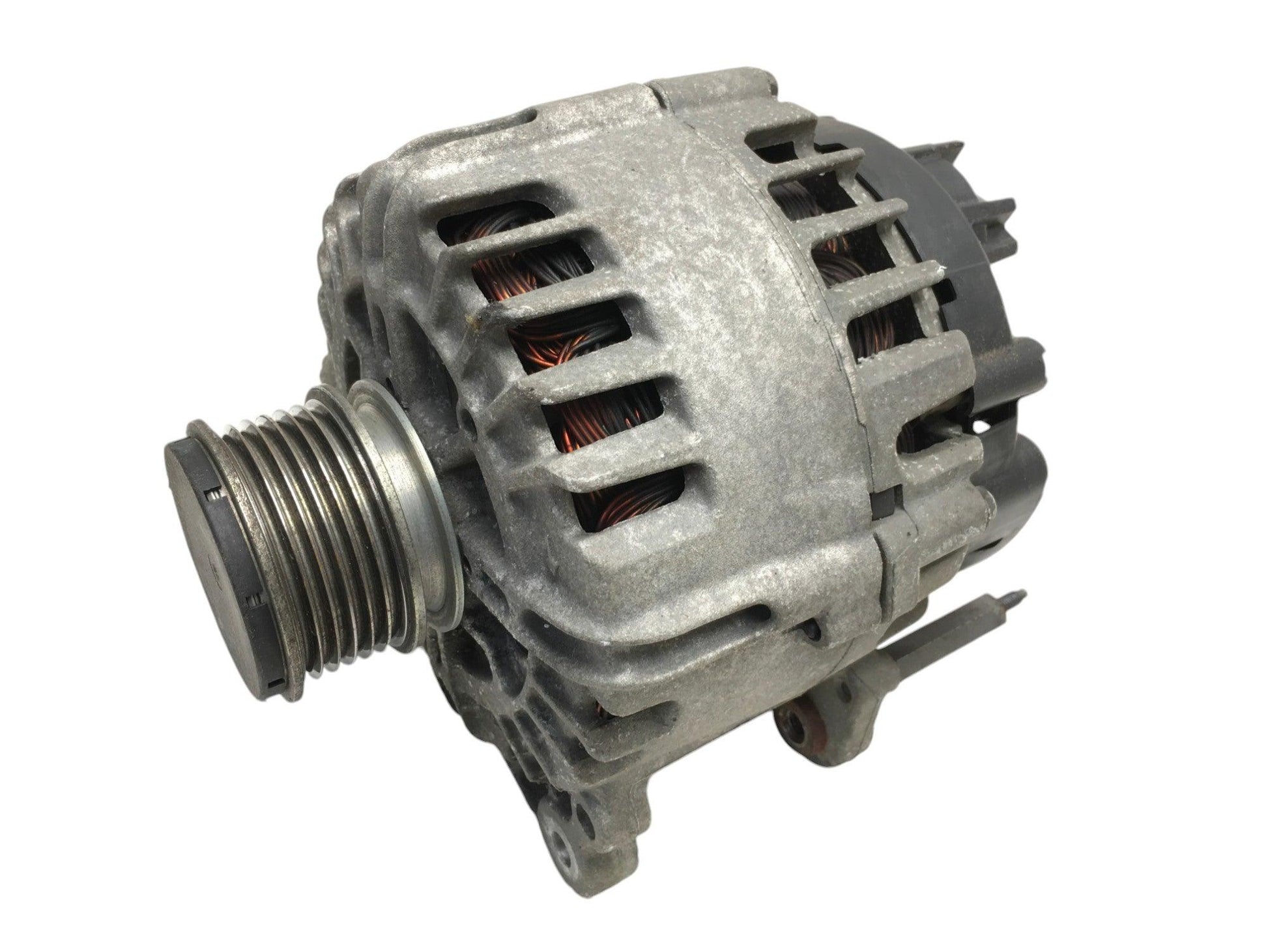 Alternador VAG 03L903023F - 03L903023F