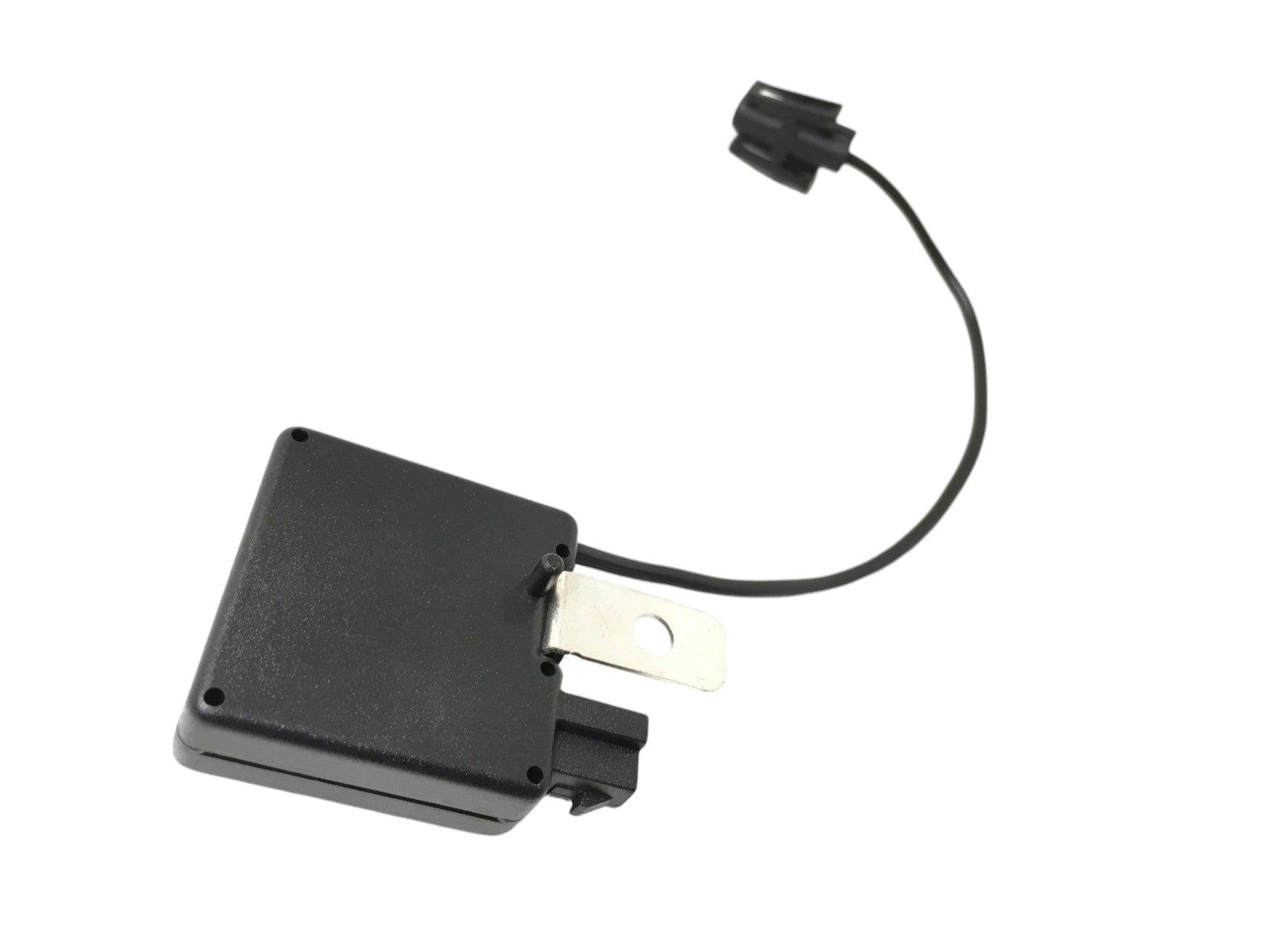 Amplificador Antena BMW E39 / E38 - 8374266