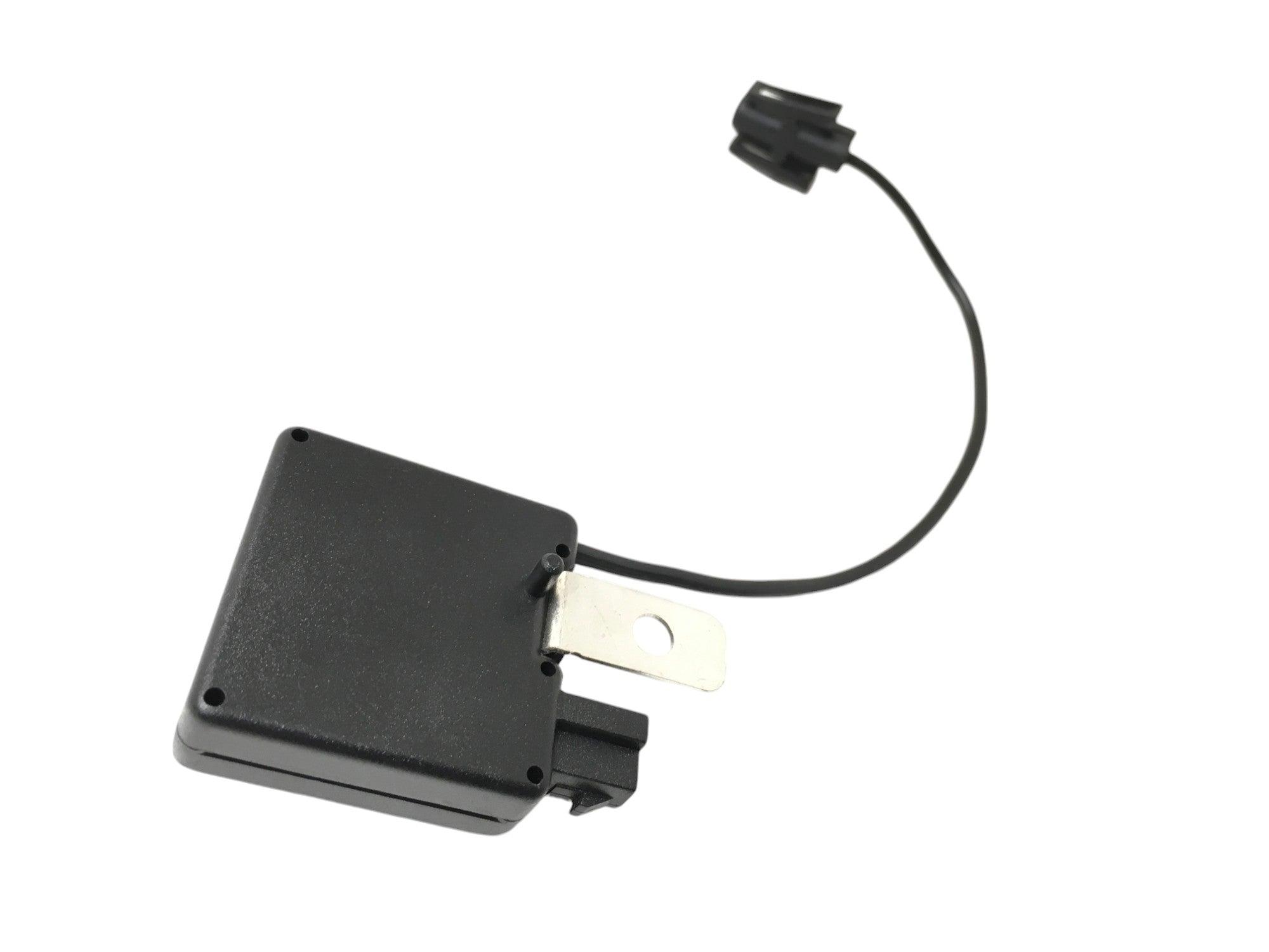 Amplificador Antena BMW E39 / E38 - 8374266