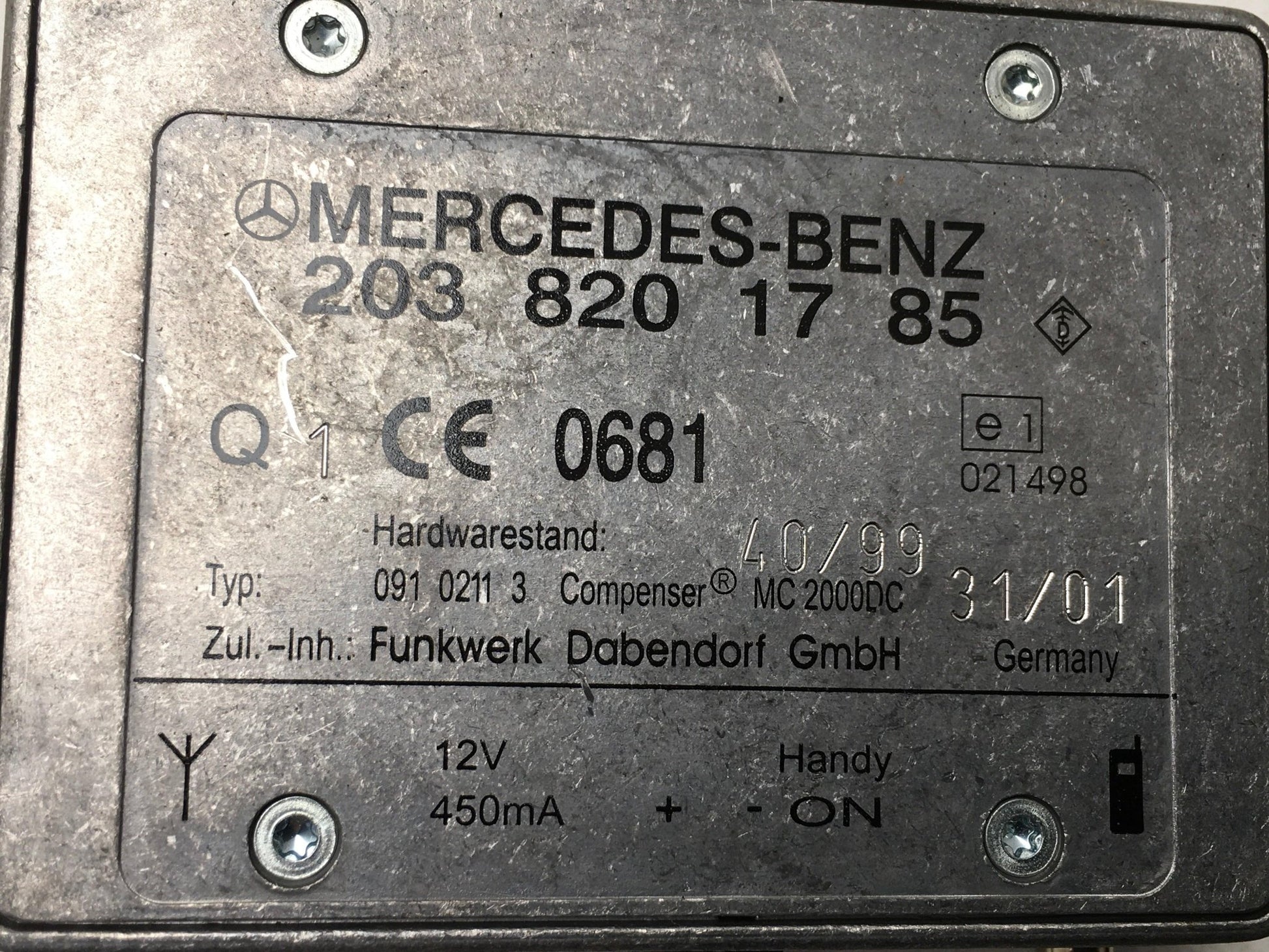 Amplificador antena Mercedes 2038201785 - 2038201785