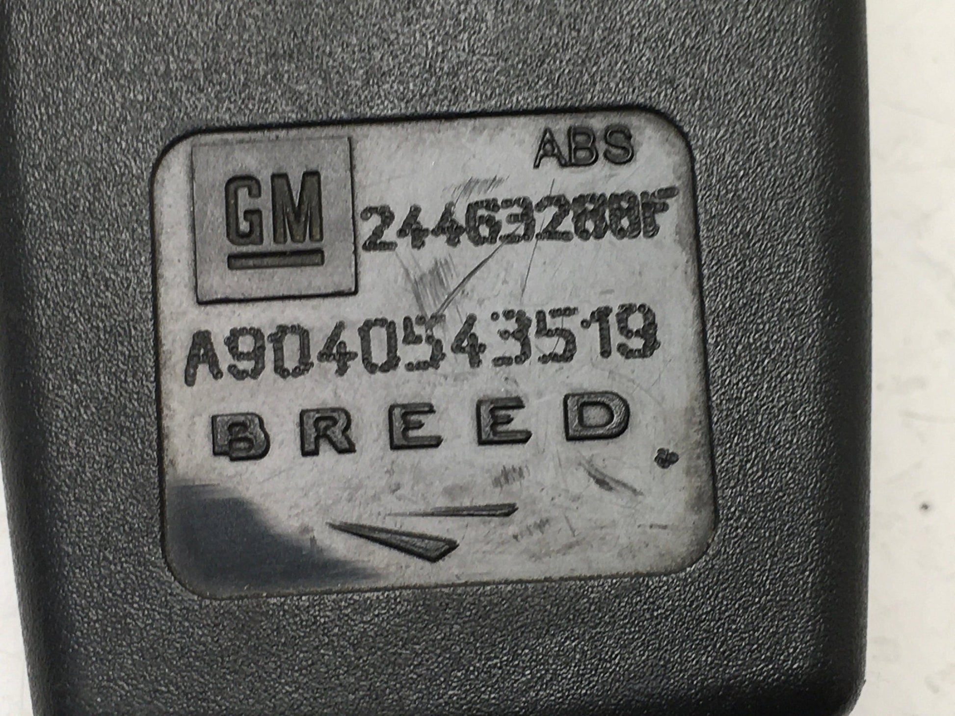 Anclaje cinturon tra izq Opel Vectra C - 24463288F