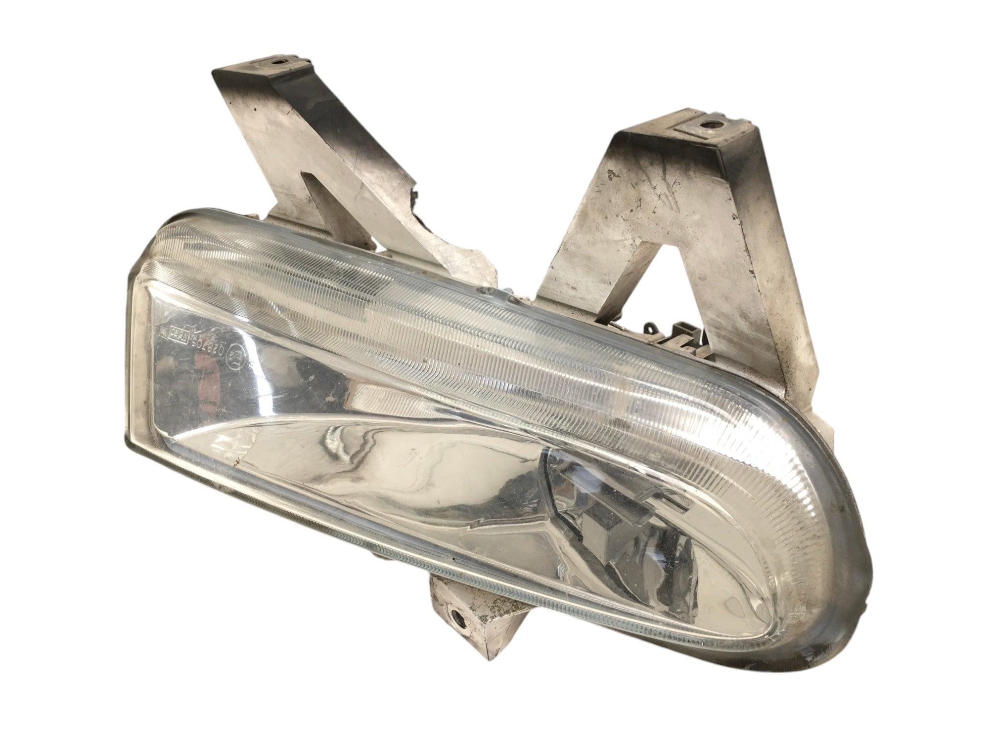 Antiniebla derecho Peugeot 406 - 89200505