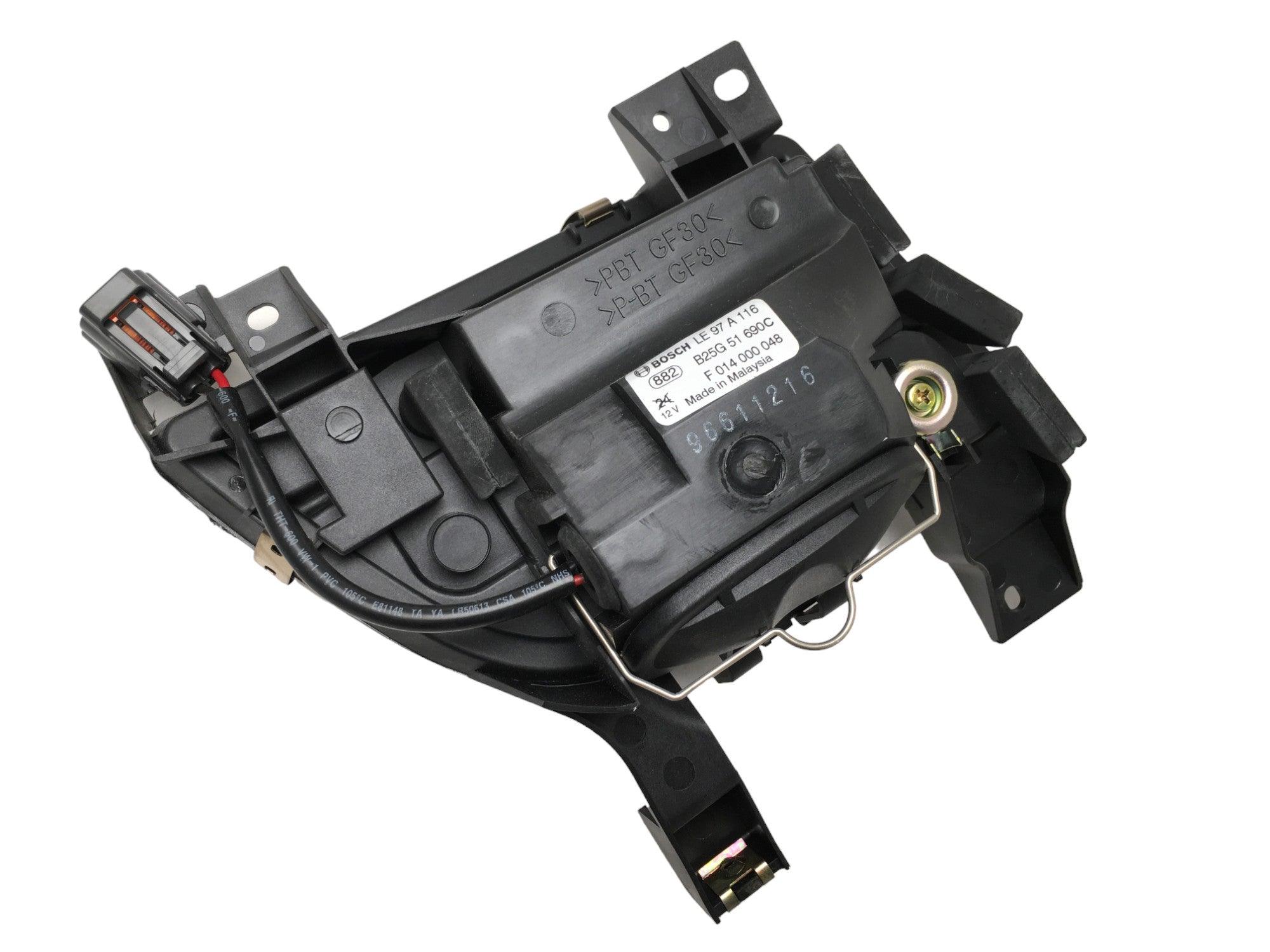 Antiniebla izquierdo Mazda Premacy CP - B25G51690C