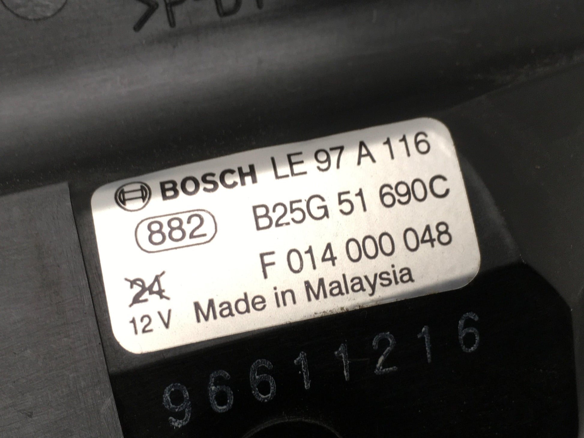 Antiniebla izquierdo Mazda Premacy CP - B25G51690C